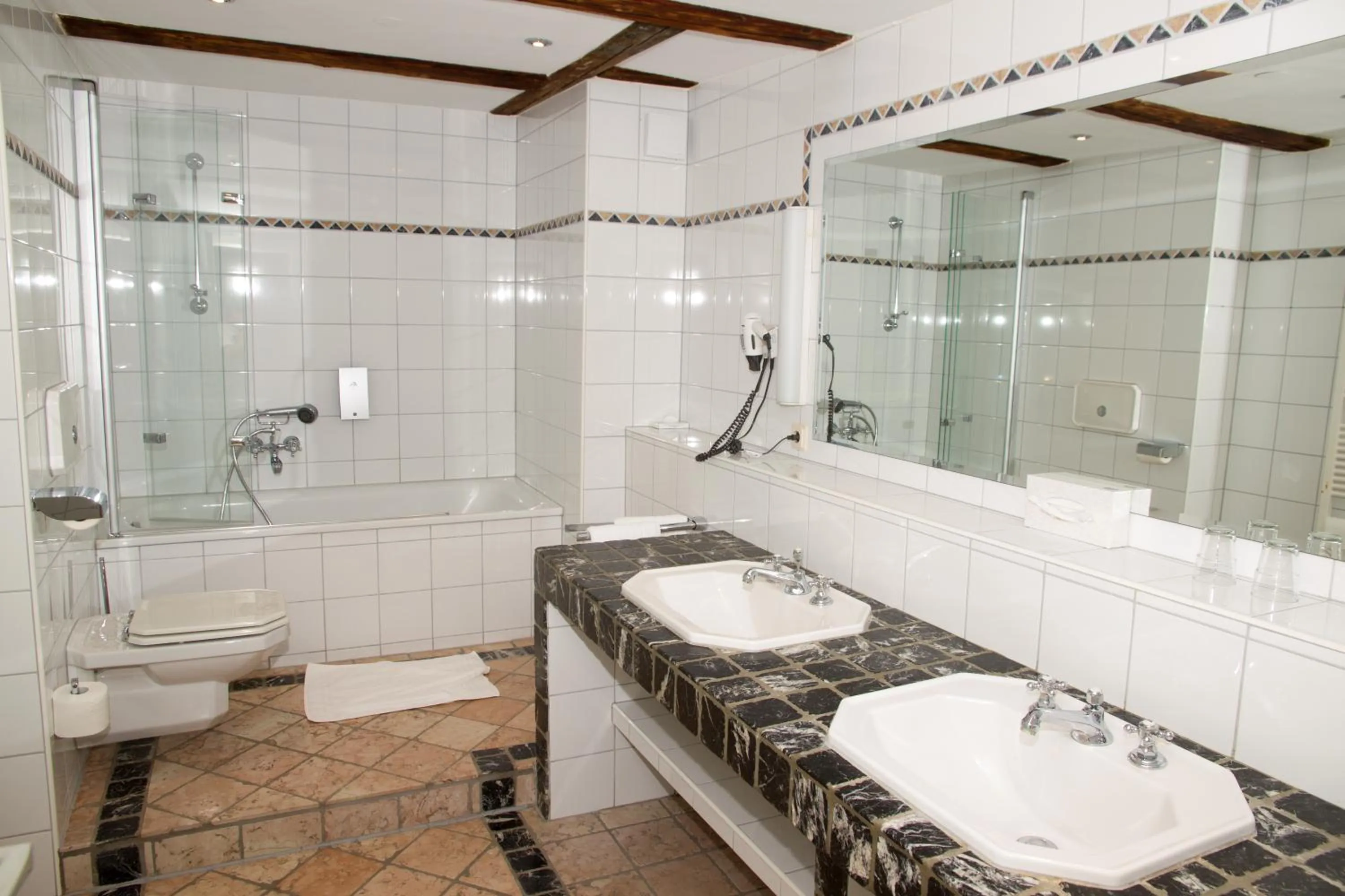 Bathroom in Hotel Theophano