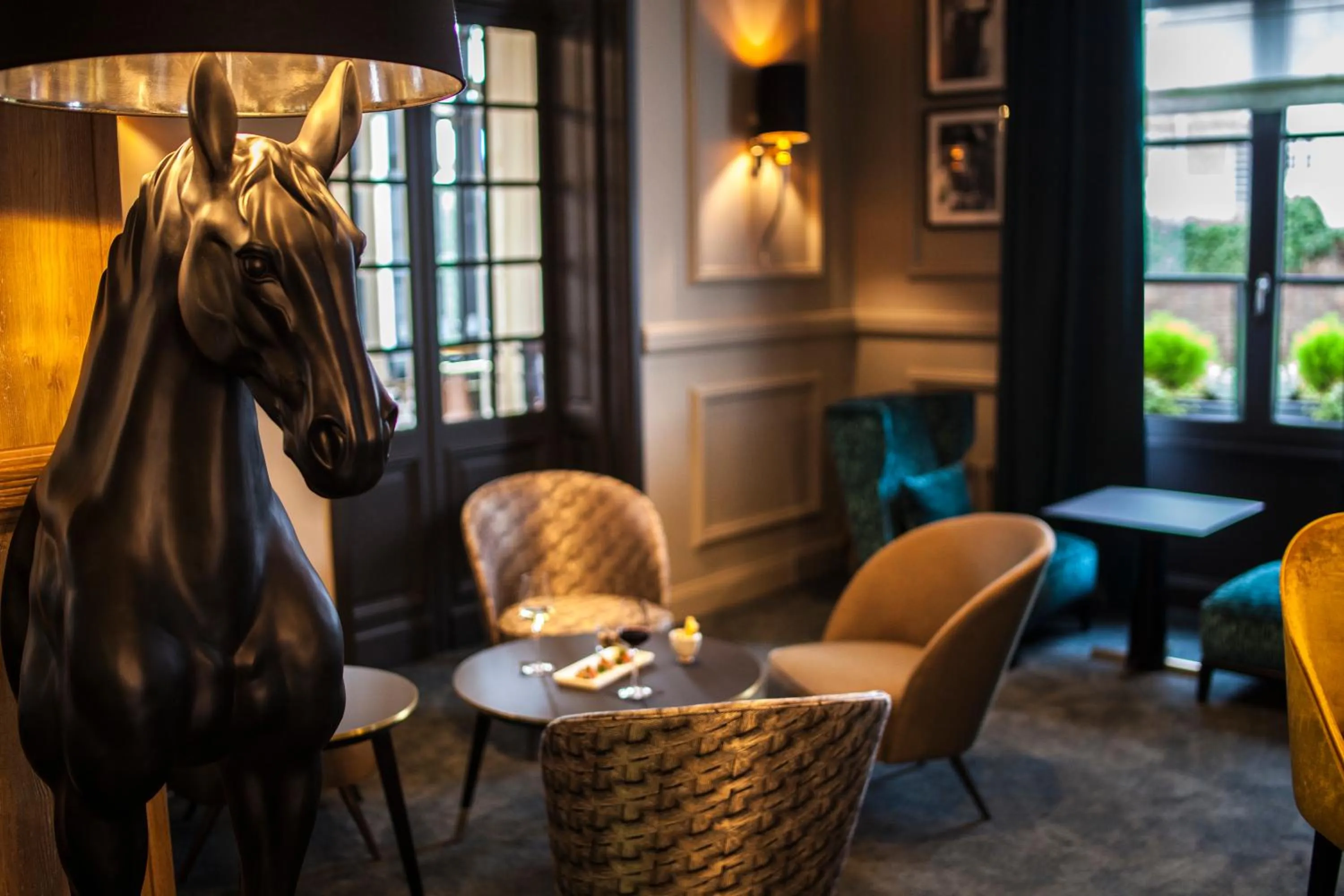 Living room in The Originals Boutique, La Maison Rouge, Lens Ouest