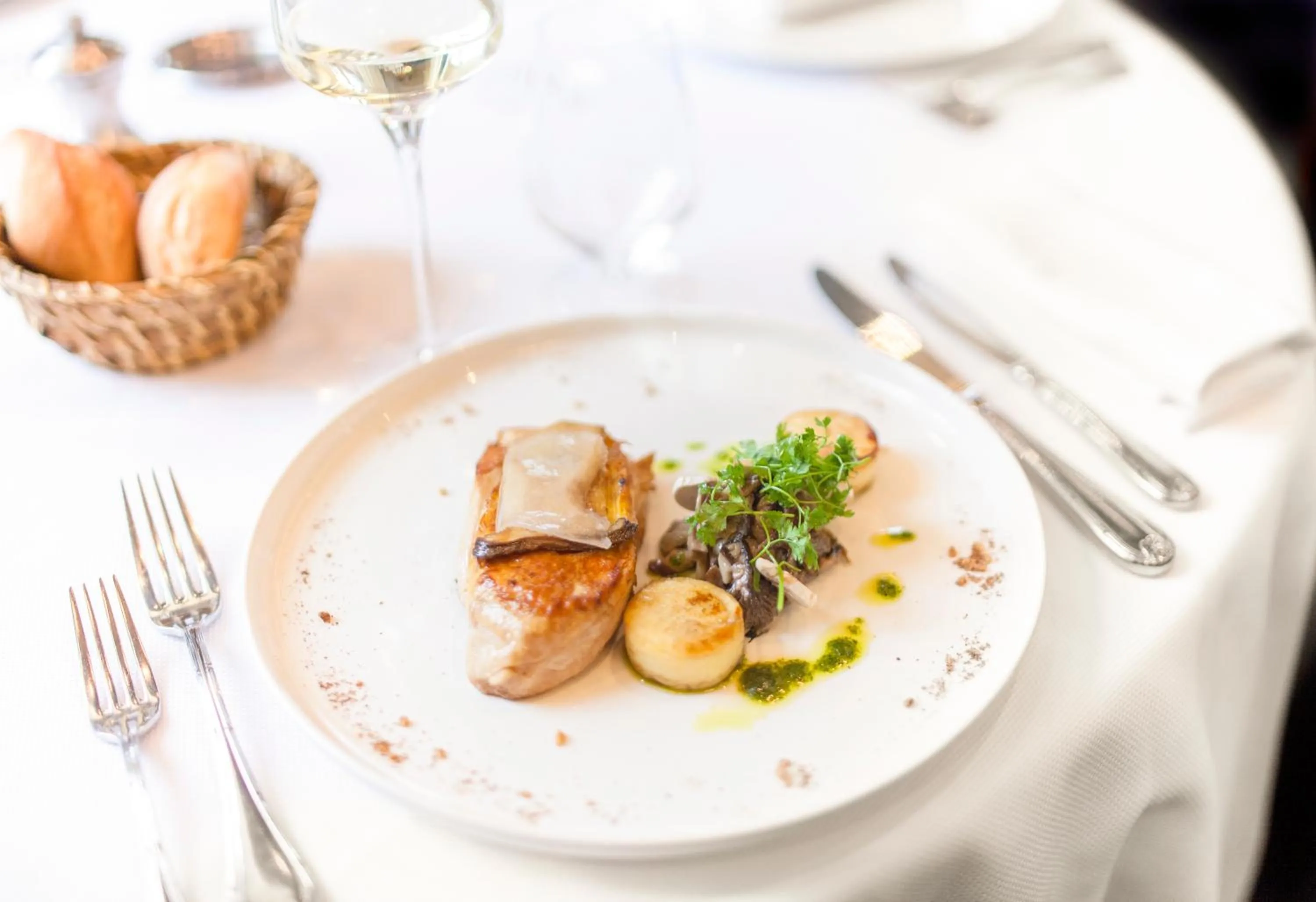 Food in The Originals Boutique, La Maison Rouge, Lens Ouest