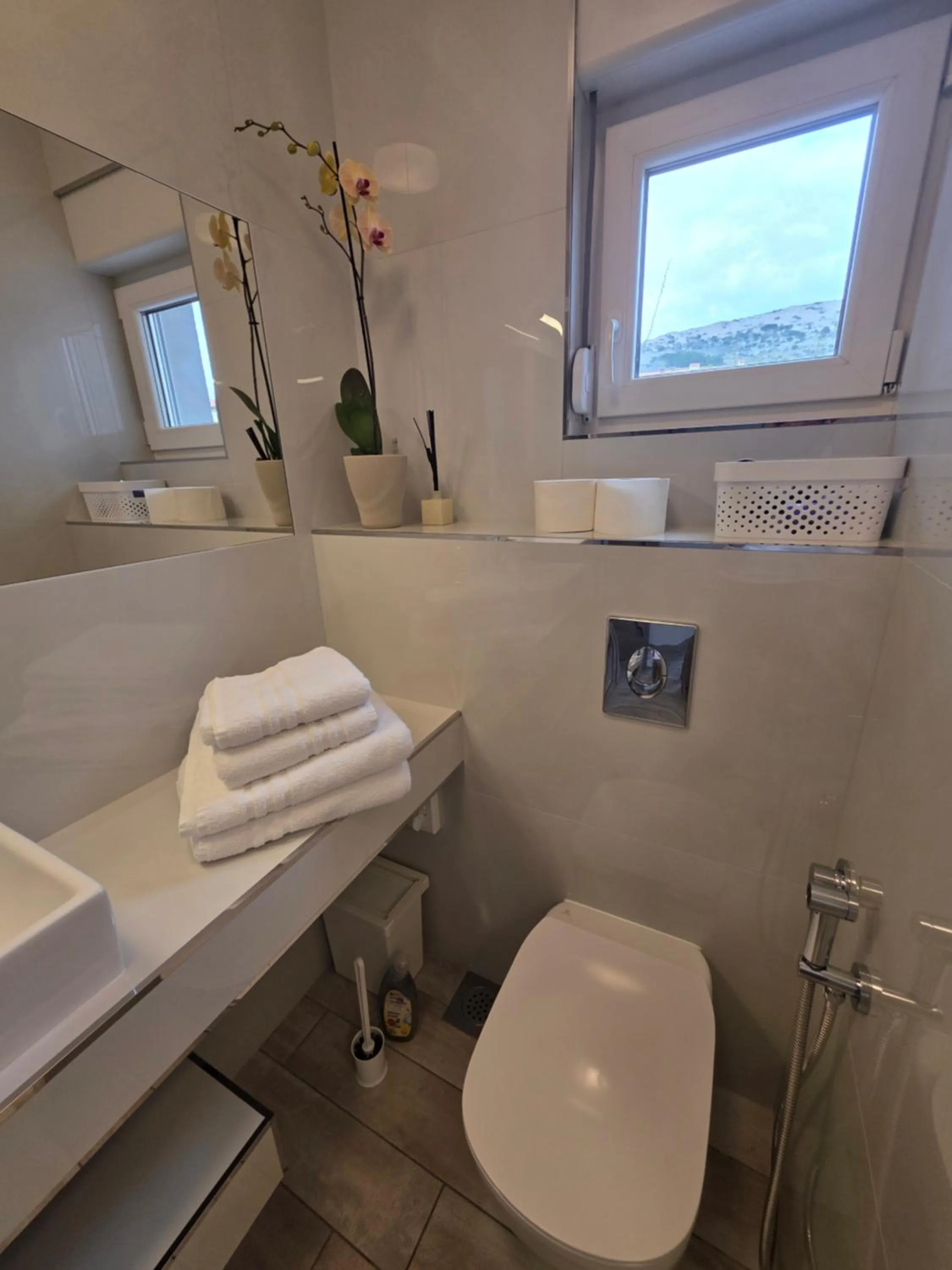 Bathroom in Apartment Villa Franci Pag with heating and open all year