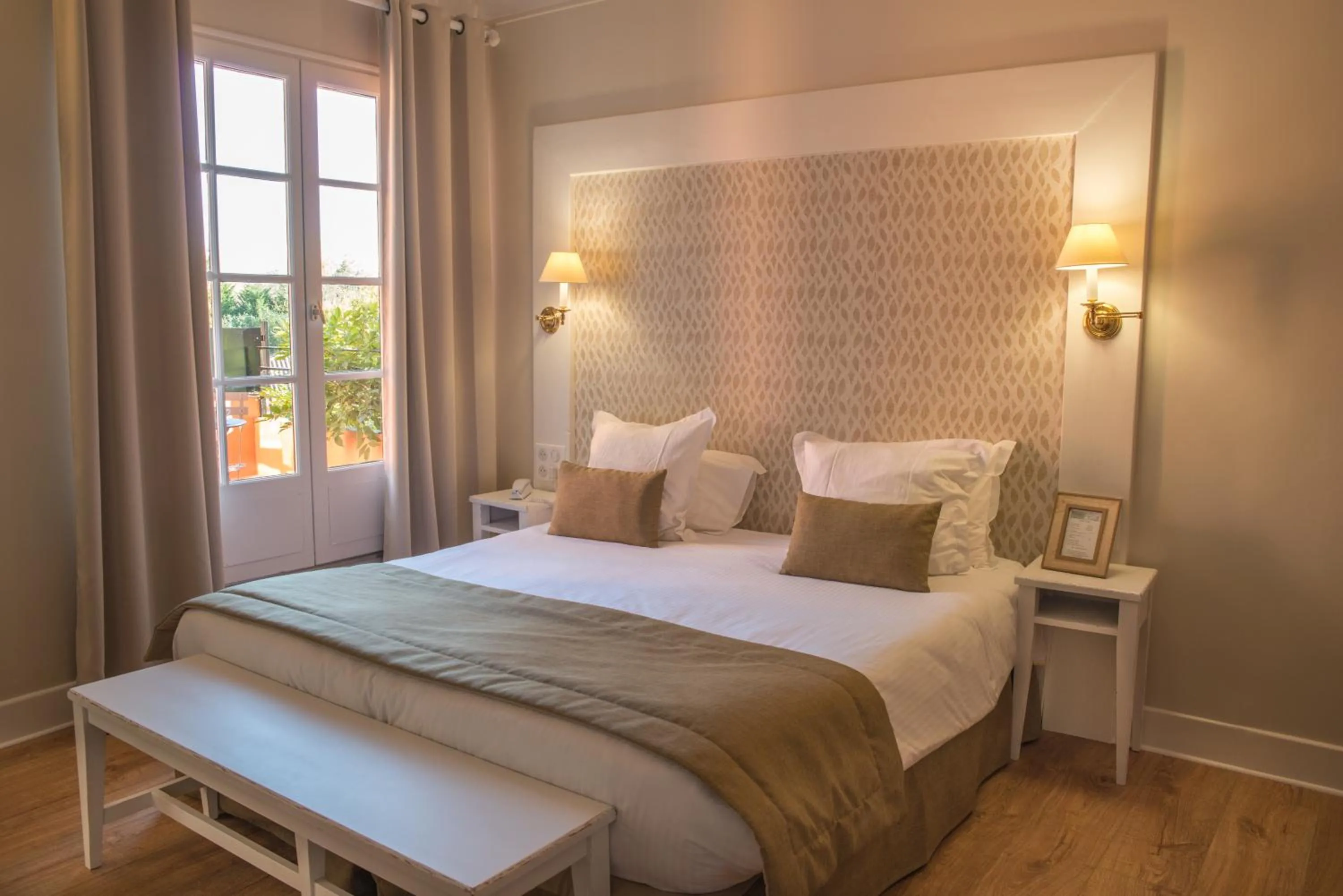Bed in Hôtel Chantaco Golf & Wellness