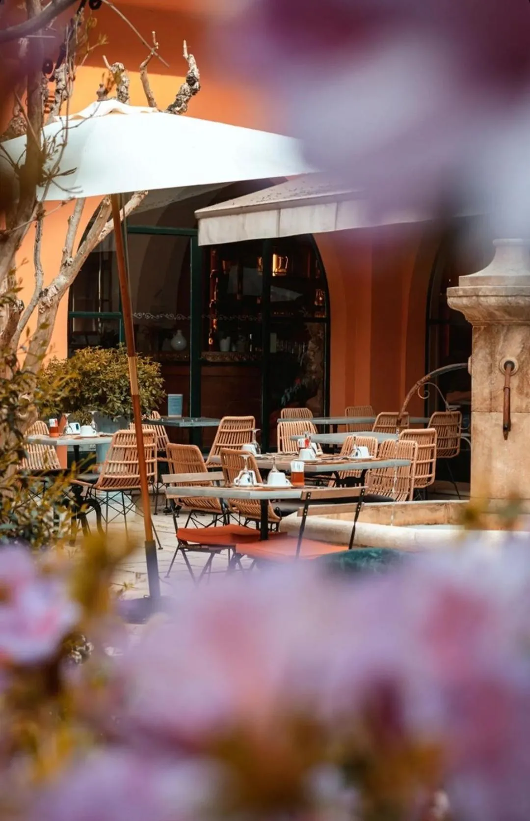 Property building in Hôtel Chantaco Golf & Wellness