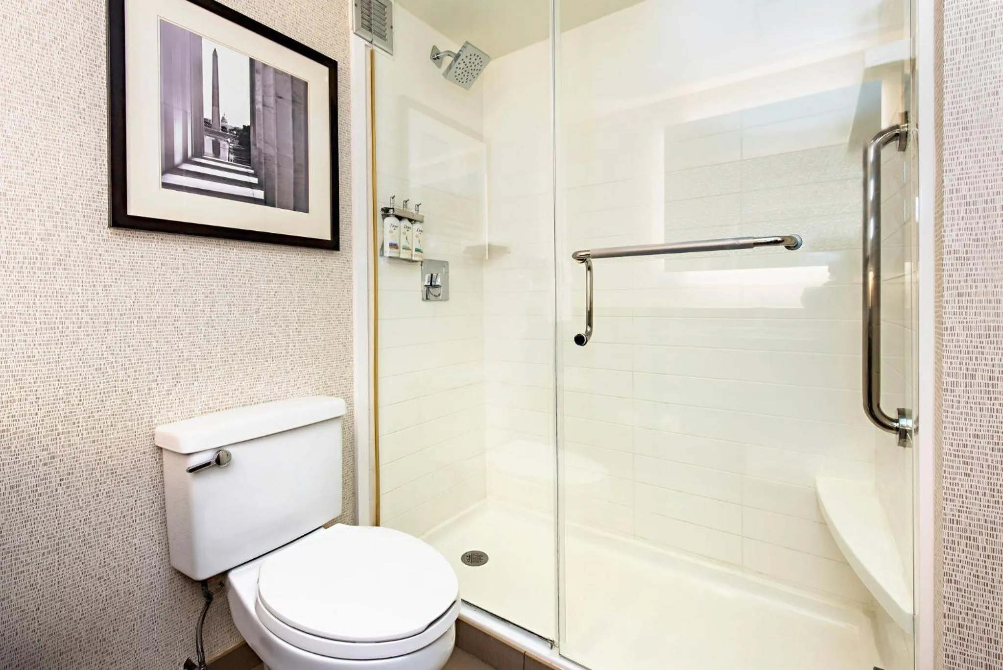 Bathroom in Holiday Inn Washington Capitol-National Mall by IHG