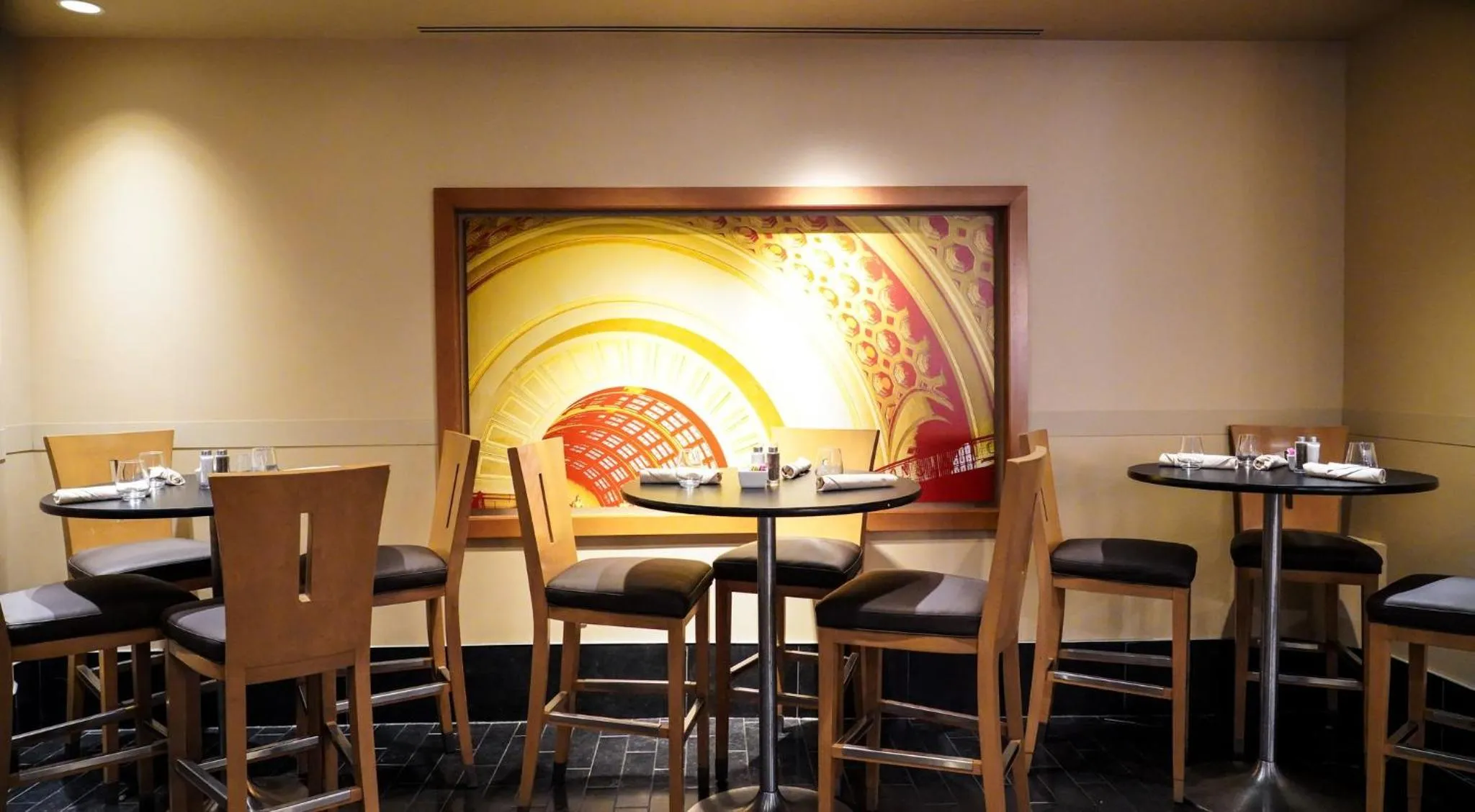 Restaurant/places to eat in Holiday Inn Washington Capitol-National Mall by IHG