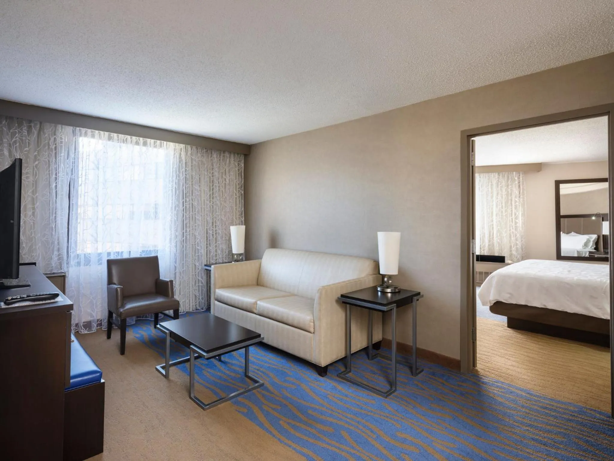Bedroom, Bed in Holiday Inn Washington Capitol-National Mall by IHG