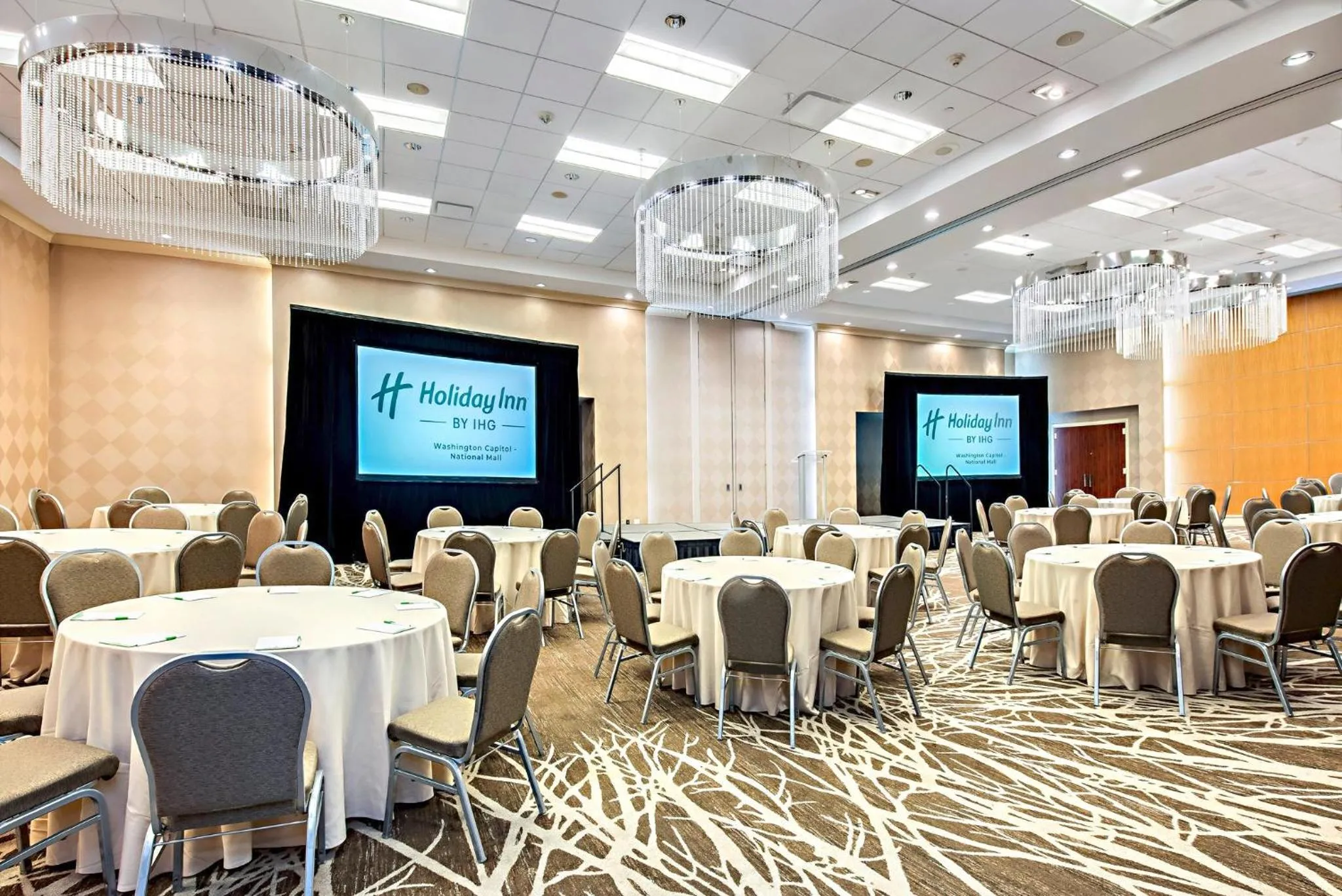 Meeting/conference room in Holiday Inn Washington Capitol-National Mall by IHG