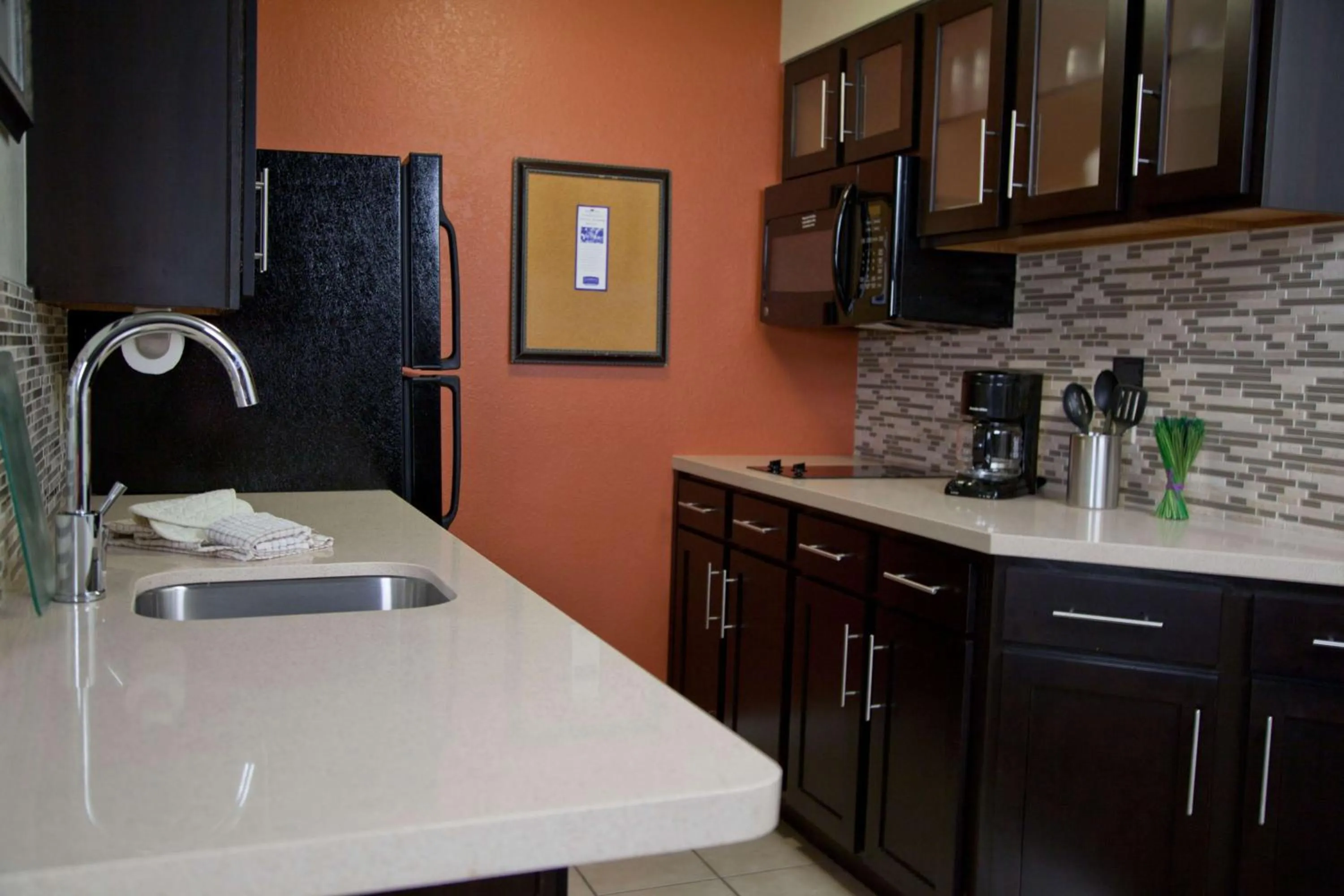 Coffee/tea facilities in Sonesta ES Suites San Francisco Airport San Bruno