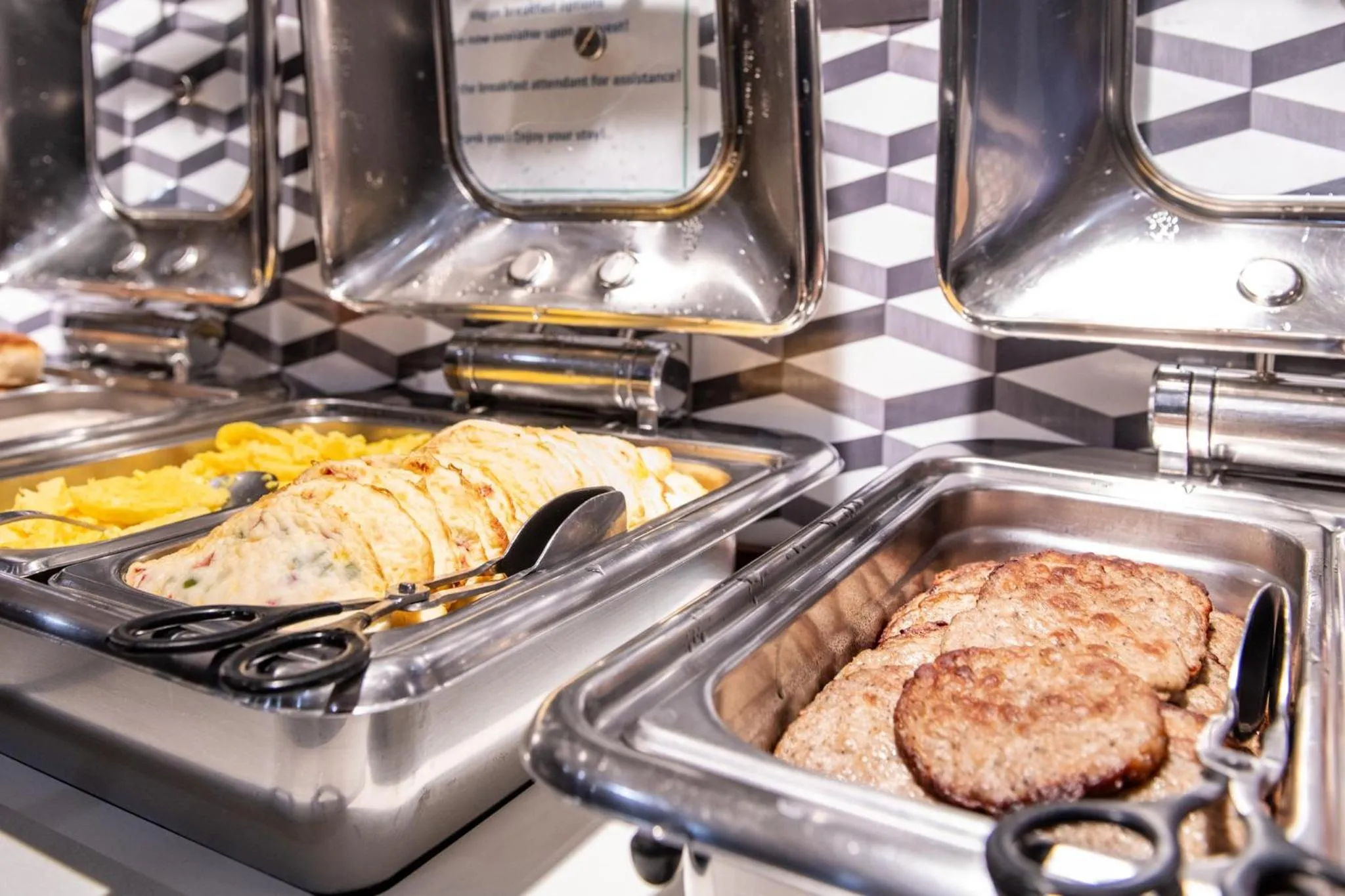 Breakfast in Holiday Inn Express Hotel and Suites - Henderson by IHG