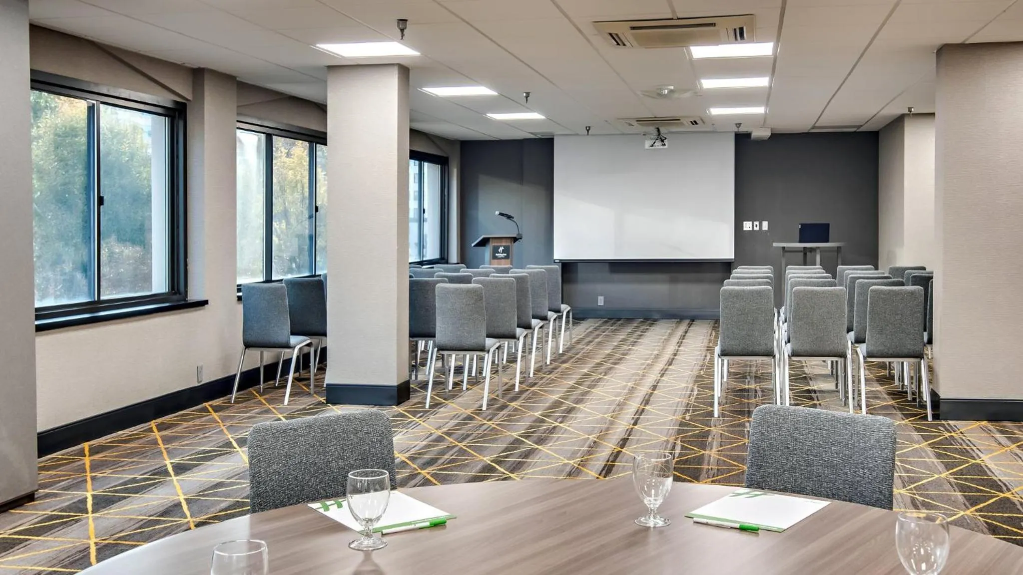 Meeting/conference room in Holiday Inn Washington-Central/White House by IHG