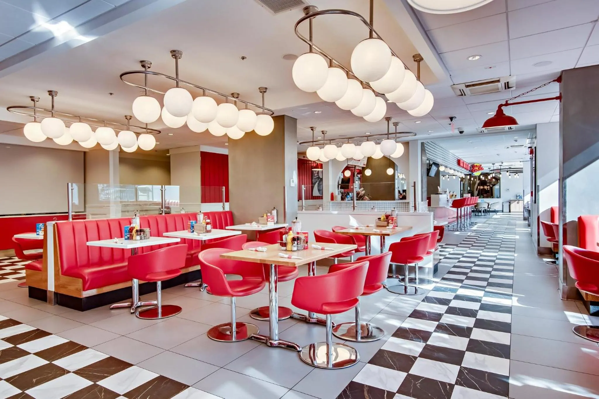 Restaurant/places to eat in Holiday Inn Washington-Central/White House by IHG