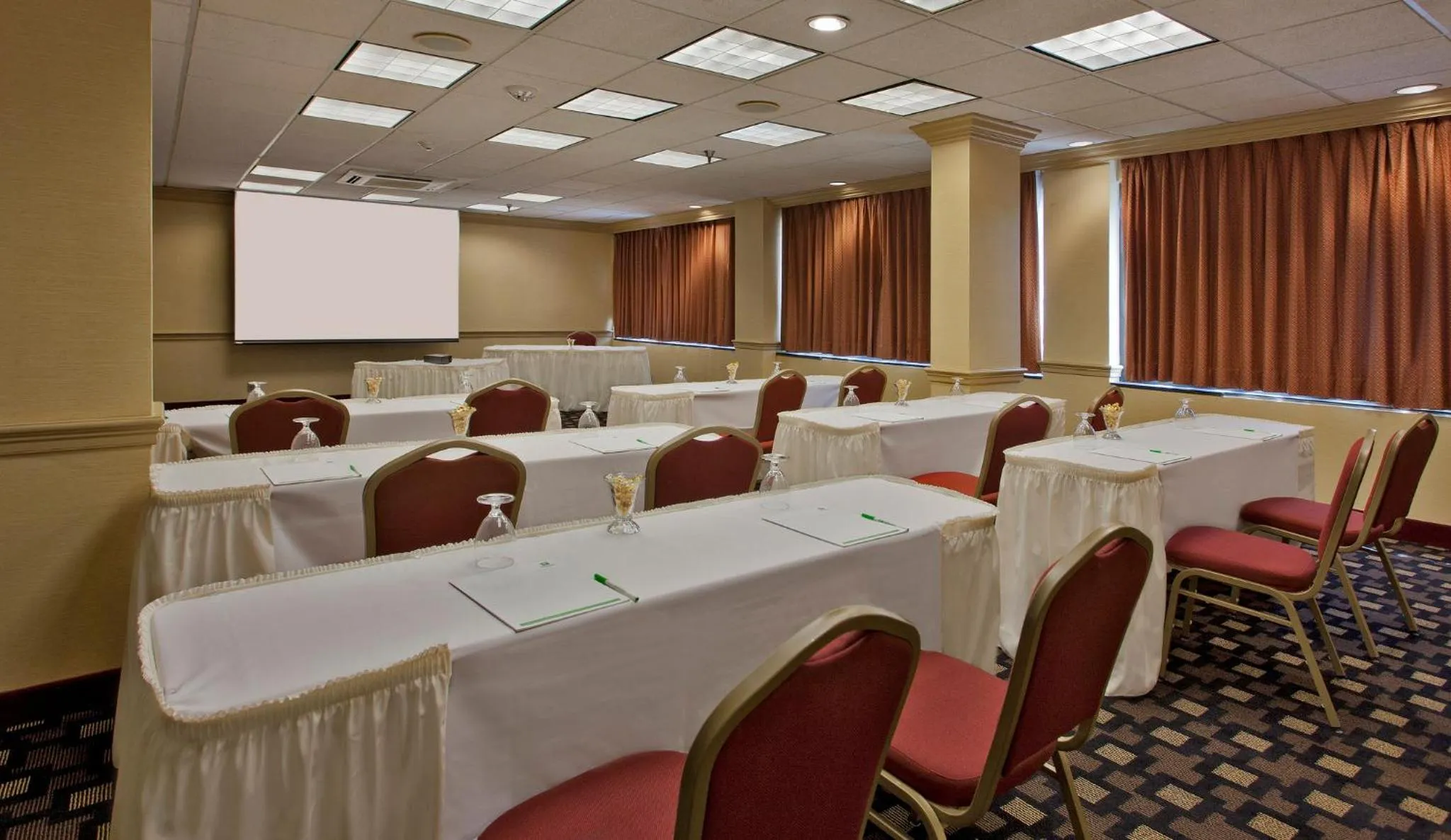 Meeting/conference room in Holiday Inn Washington-Central/White House by IHG