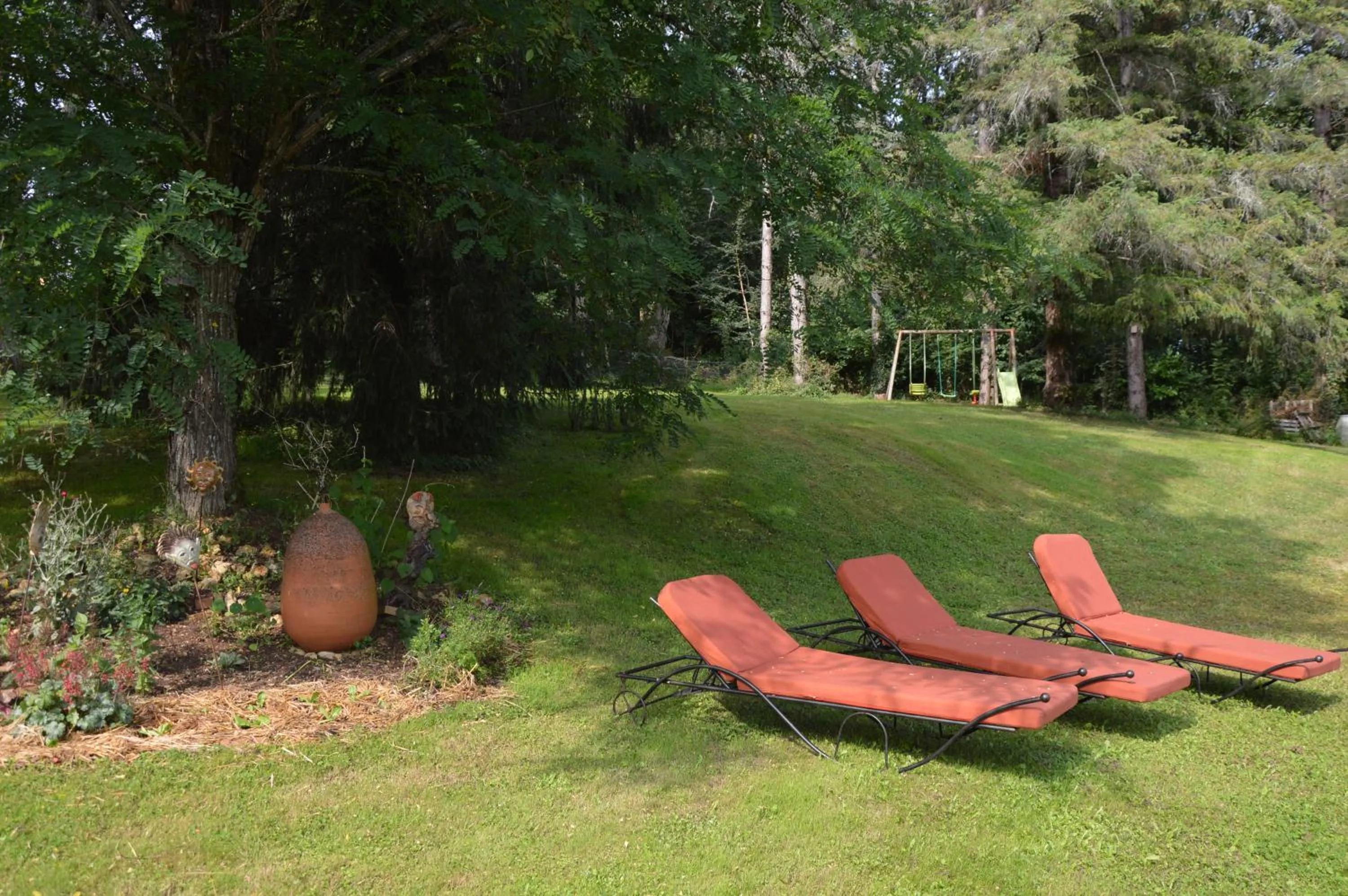Garden in Les Deux Tours