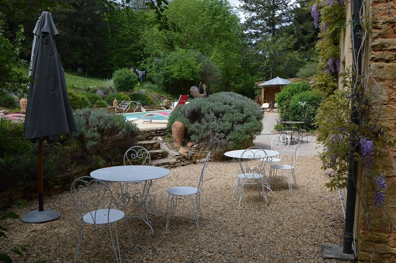 Garden in Les Deux Tours