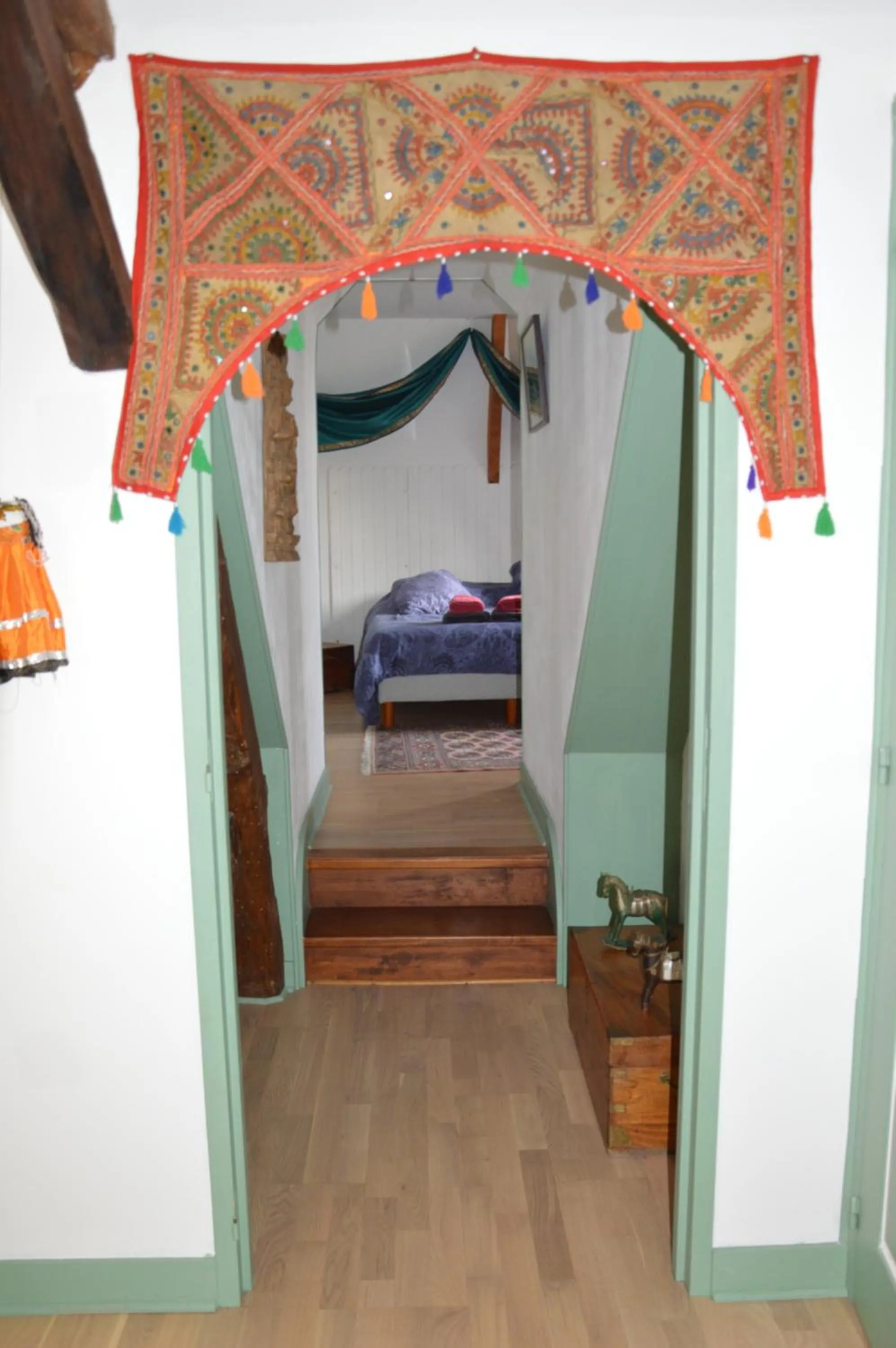 Bedroom, Bed in Les Deux Tours