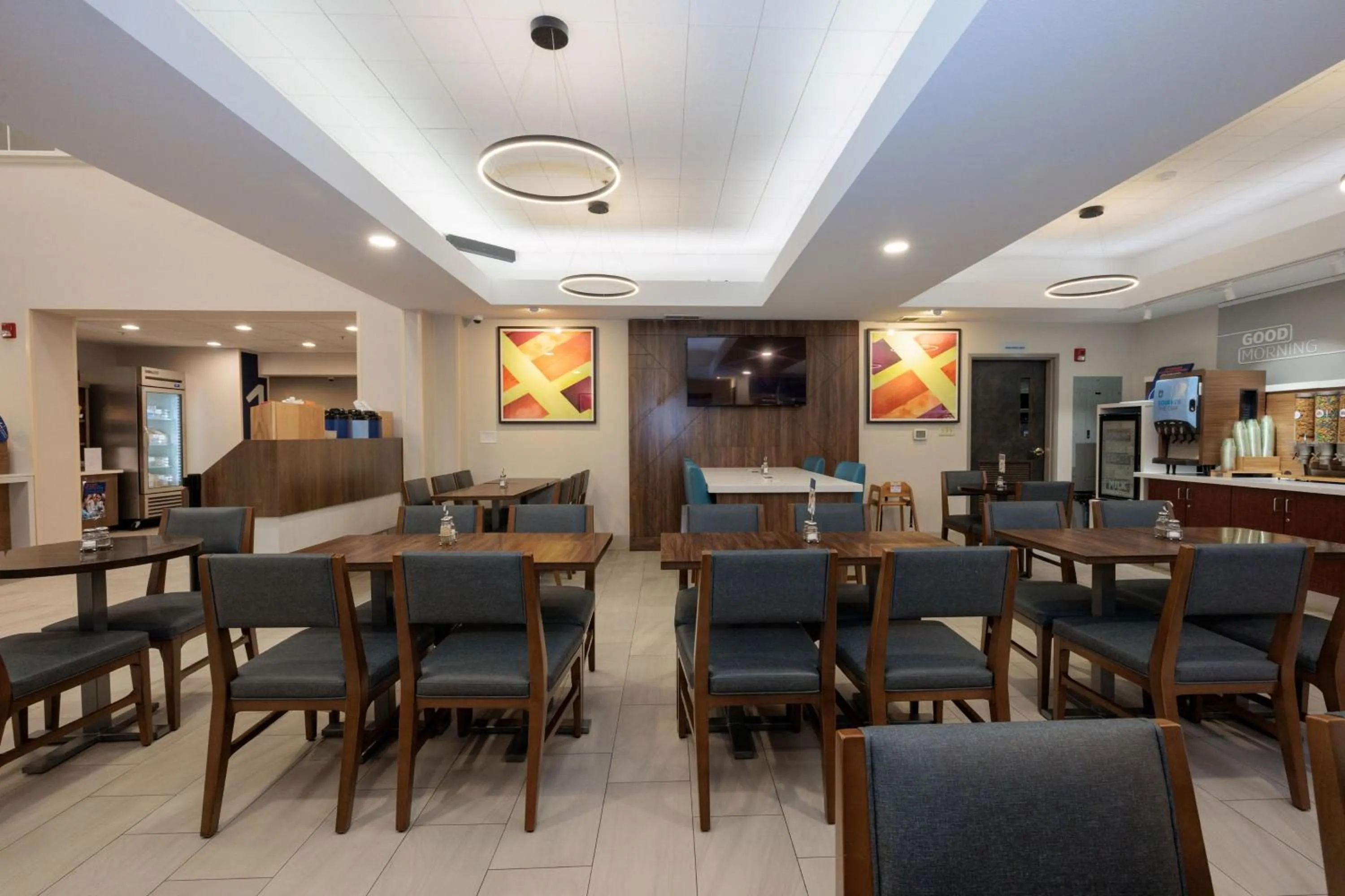 Breakfast in Holiday Inn Express Berkeley by IHG