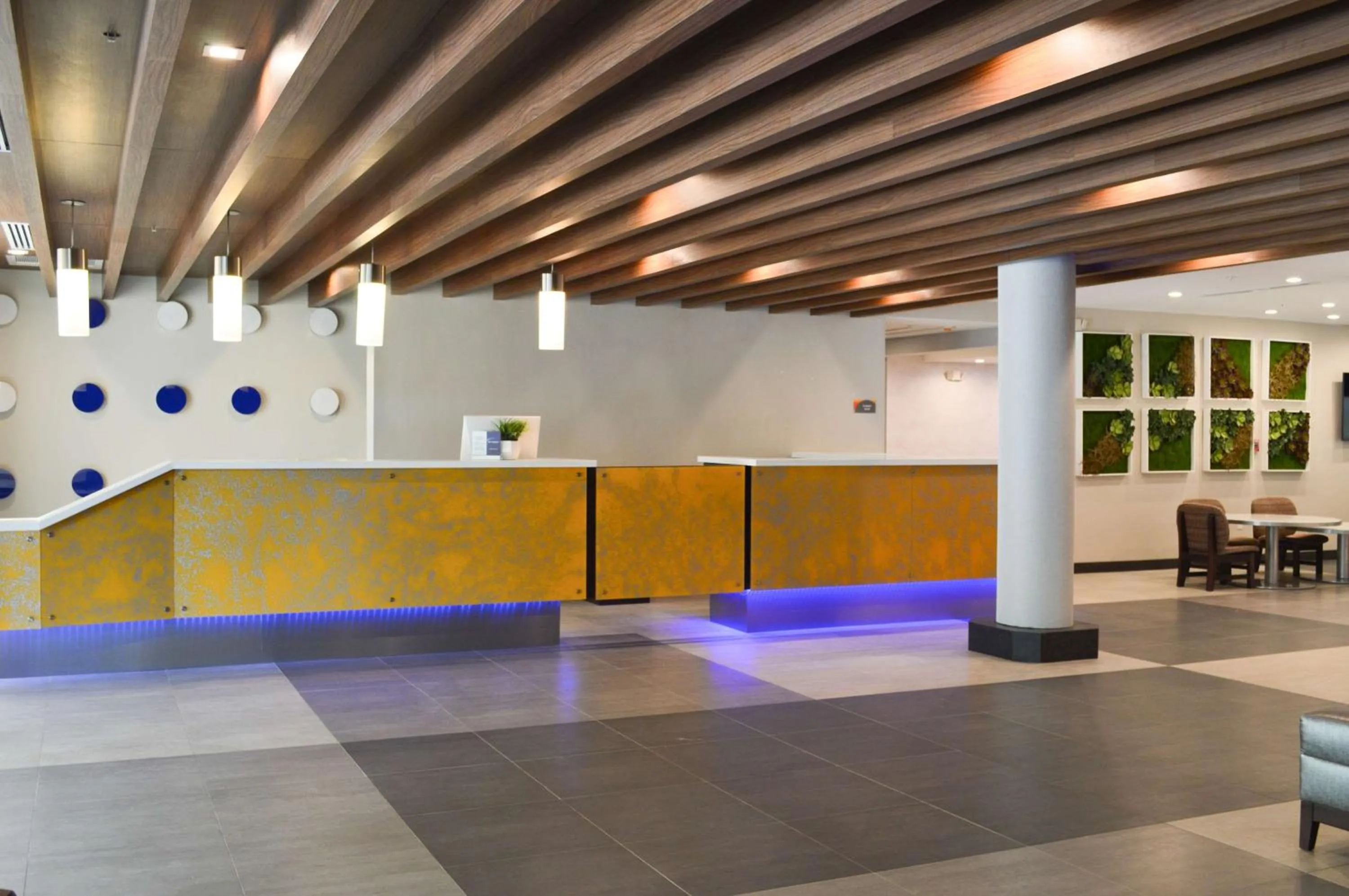 Lobby or reception in Best Western Plus Ft Lauderdale Hollywood Airport Hotel