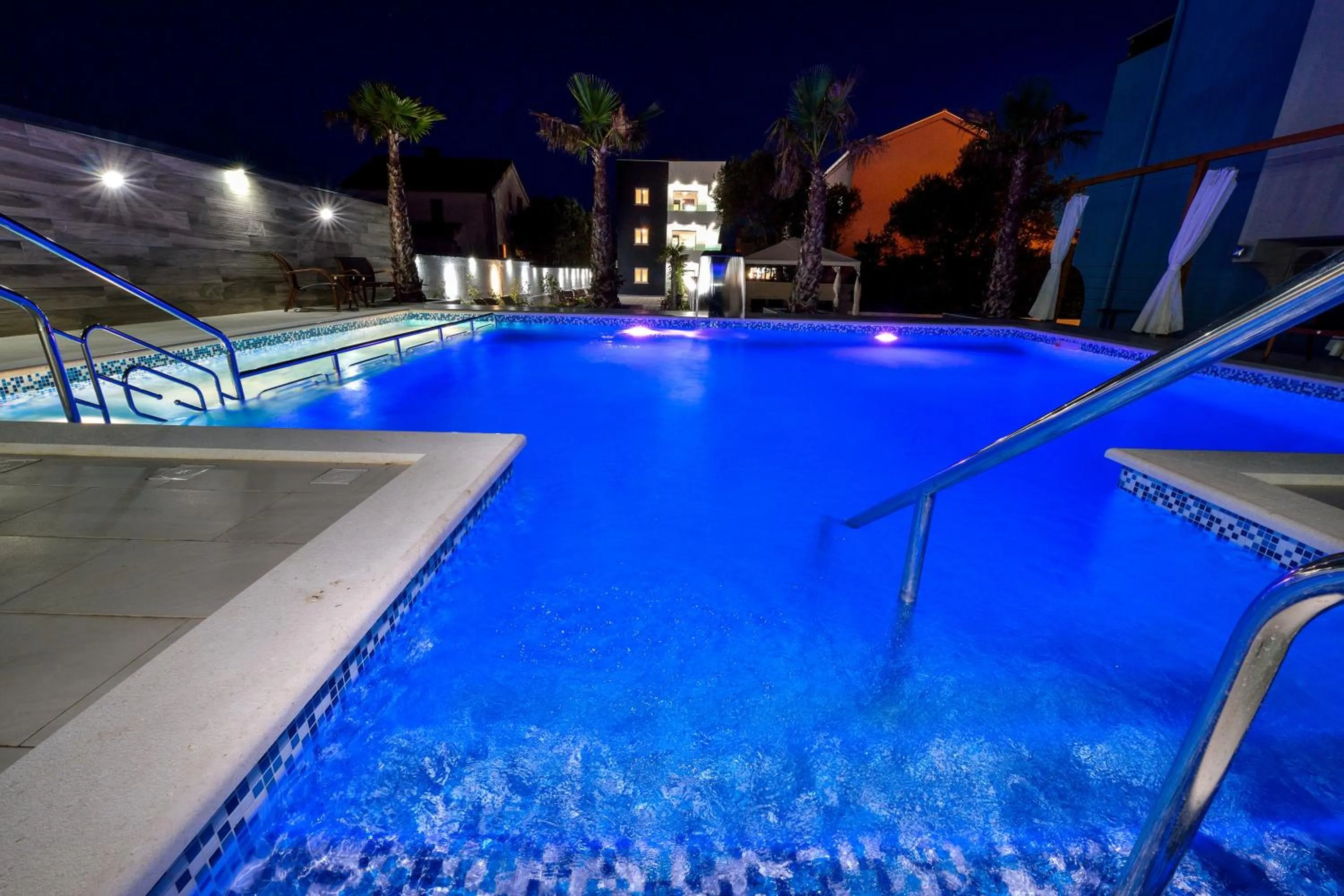 Night in Boutique Apartments Ad Astra