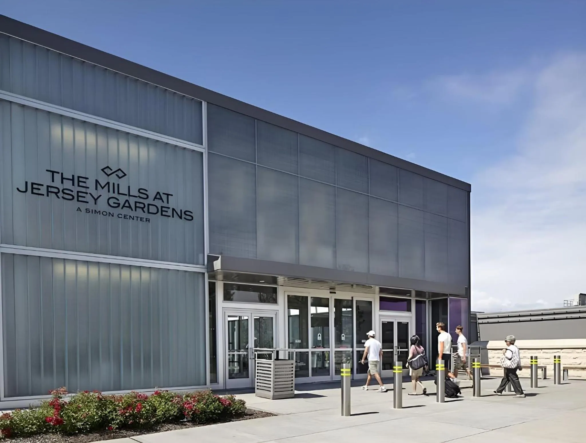 Nearby landmark in Crowne Plaza Newark Airport by IHG