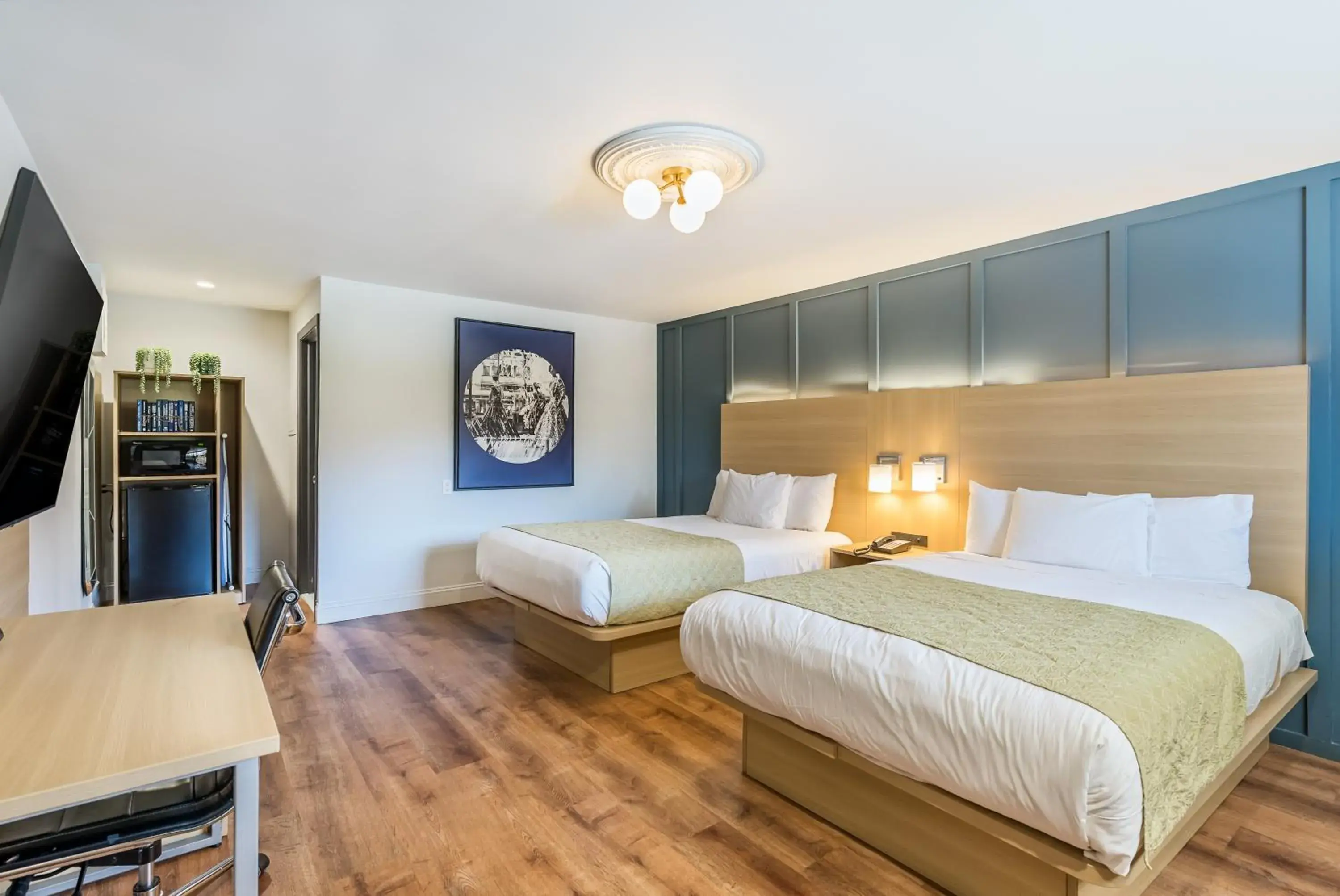 Standard Double Room in Ardsley Acres Hotel Court Standard Double Room in Ardsley Acres Hotel Court