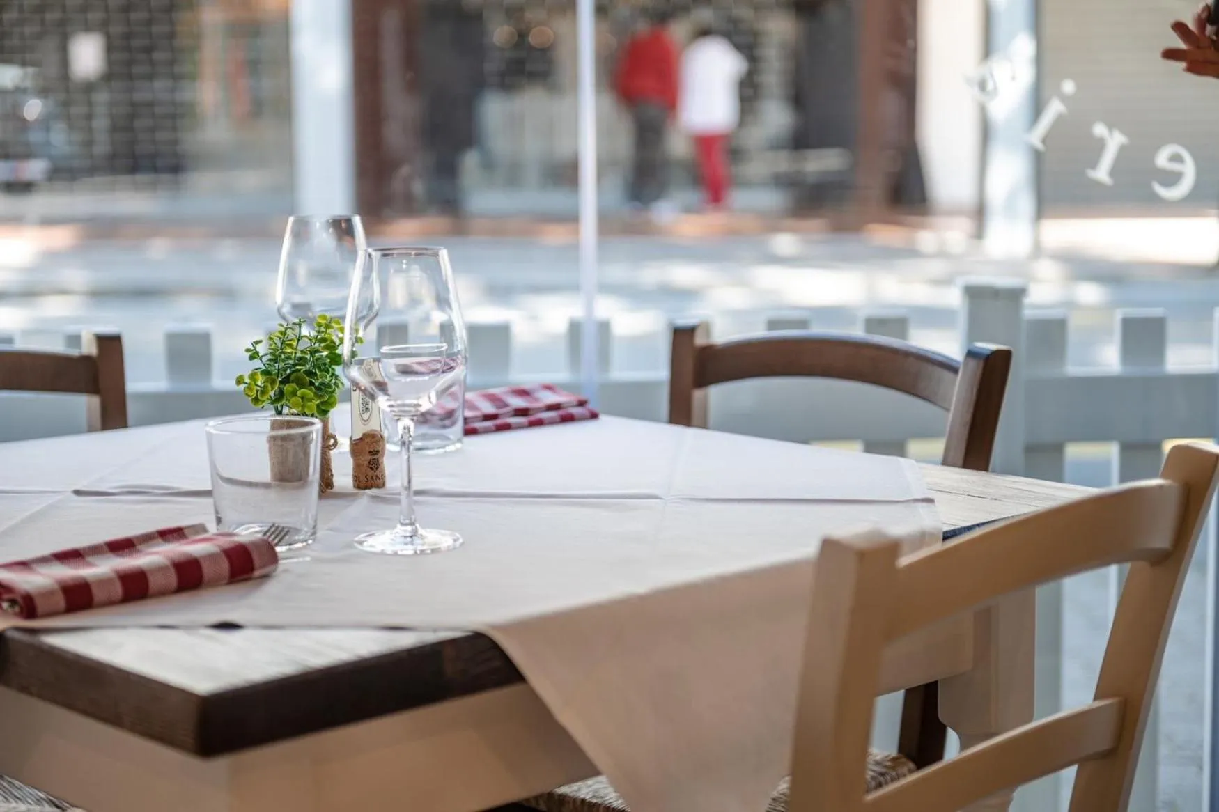 Restaurant/places to eat in Hotel Cristina