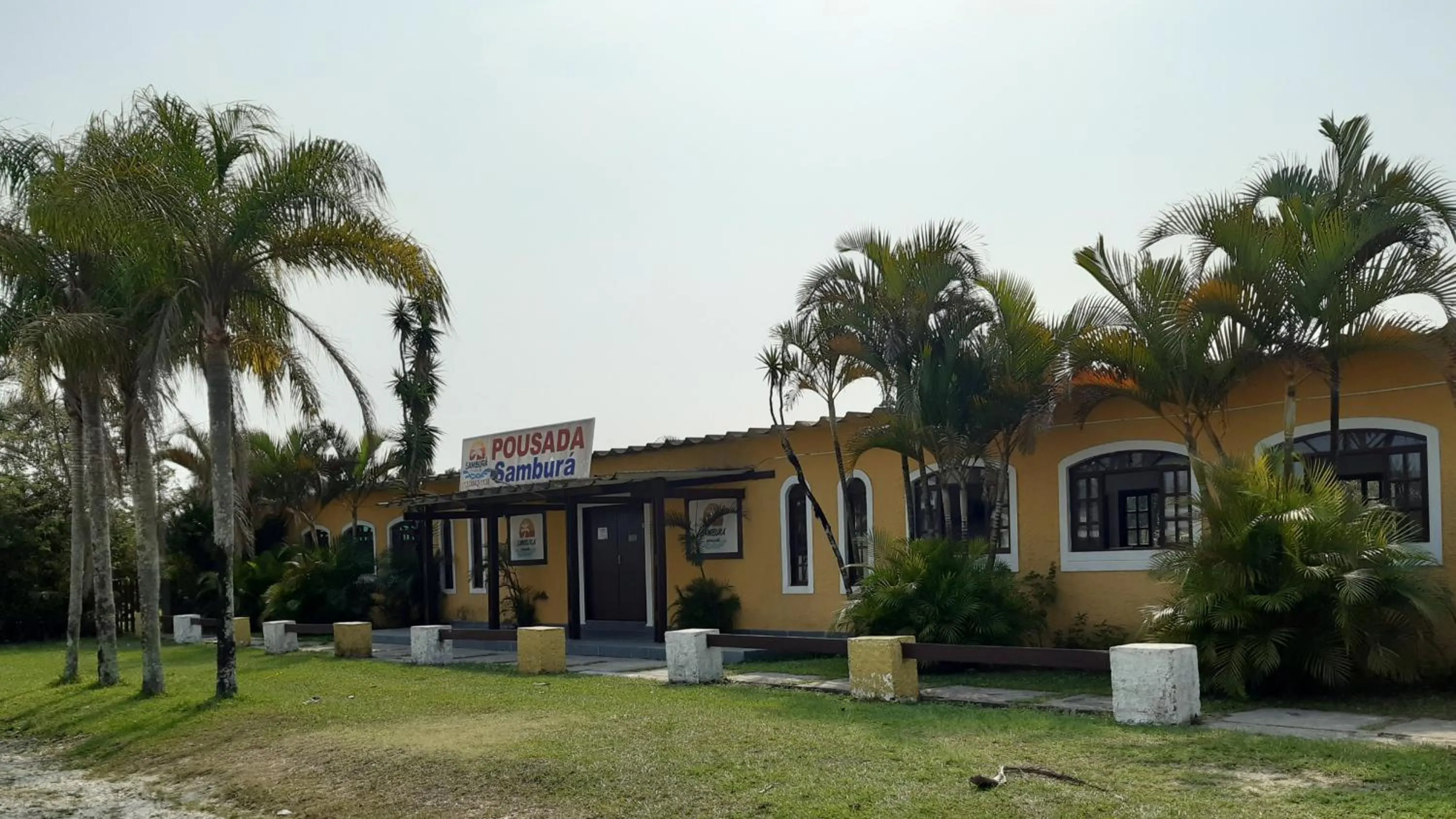 Area and facilities in Samburá Chalés