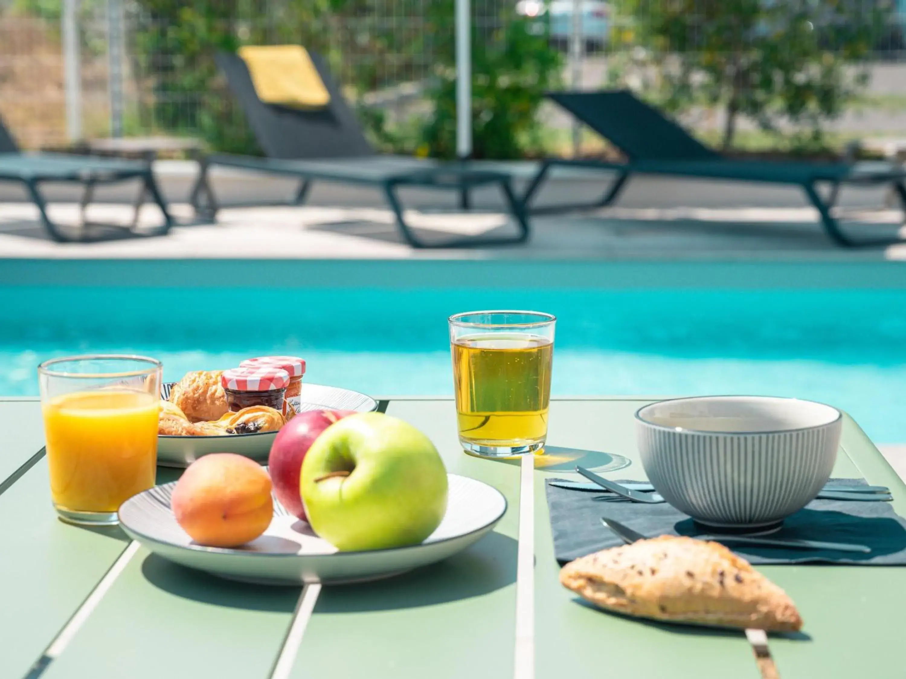 Breakfast in ibis Styles Lyon Meyzieu Arena Stadium Breakfast in ibis Styles Lyon Meyzieu Arena Stadium
