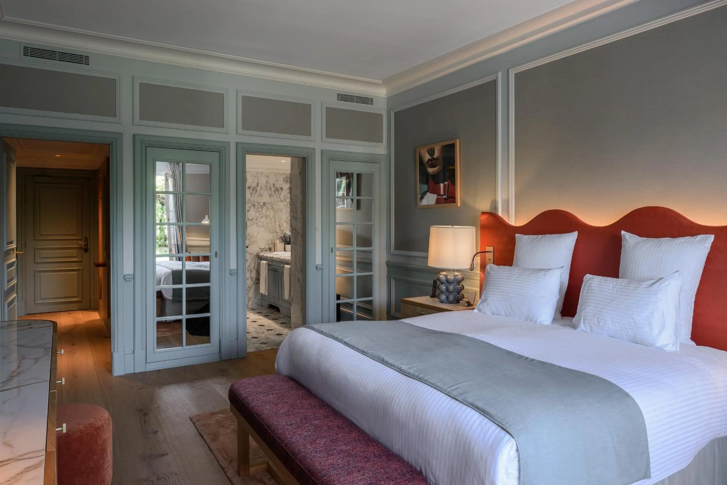 Bedroom, Bed in Althoff Hotel Villa Belrose