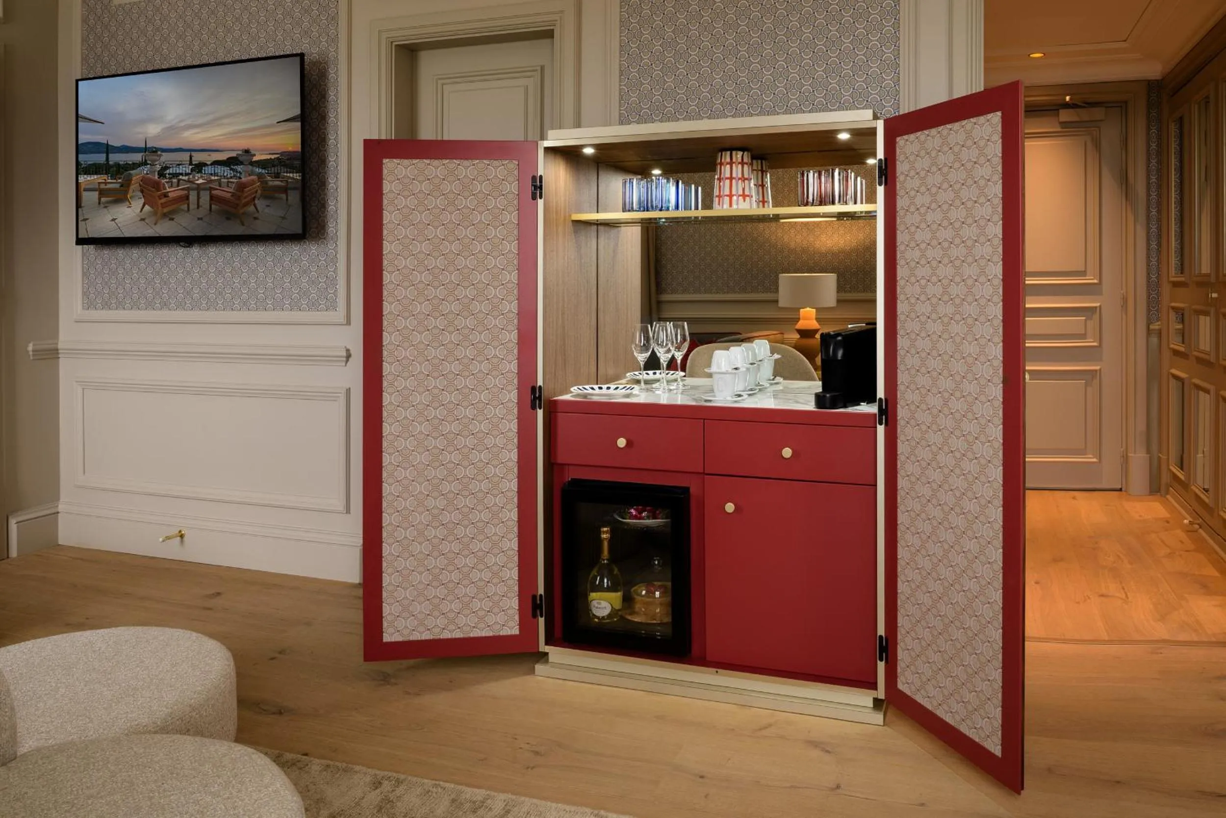 minibar in Althoff Hotel Villa Belrose