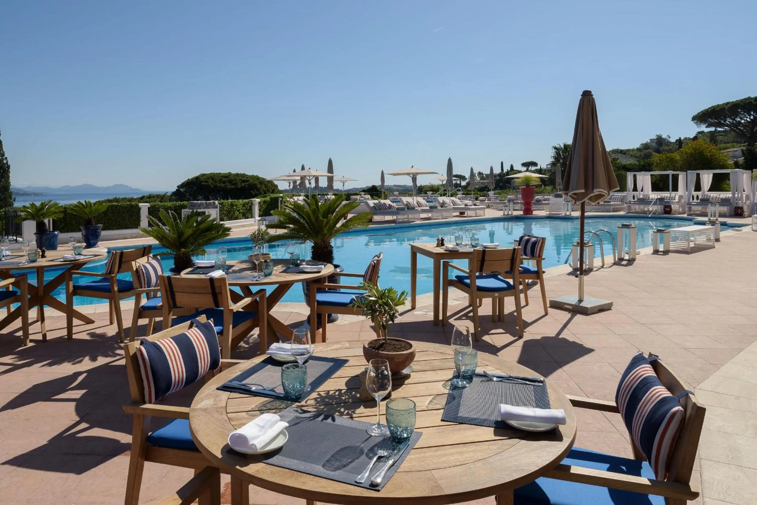 Restaurant/places to eat in Althoff Hotel Villa Belrose