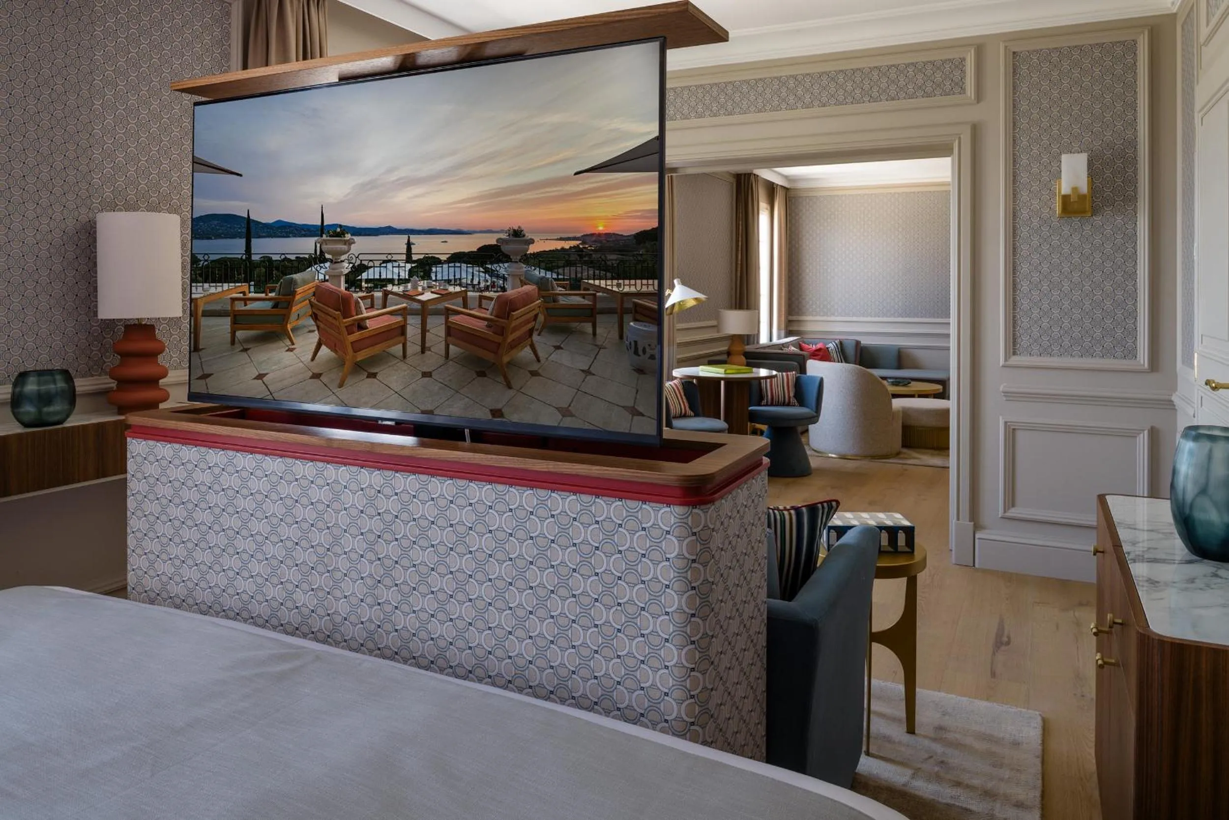 Bed in Althoff Hotel Villa Belrose