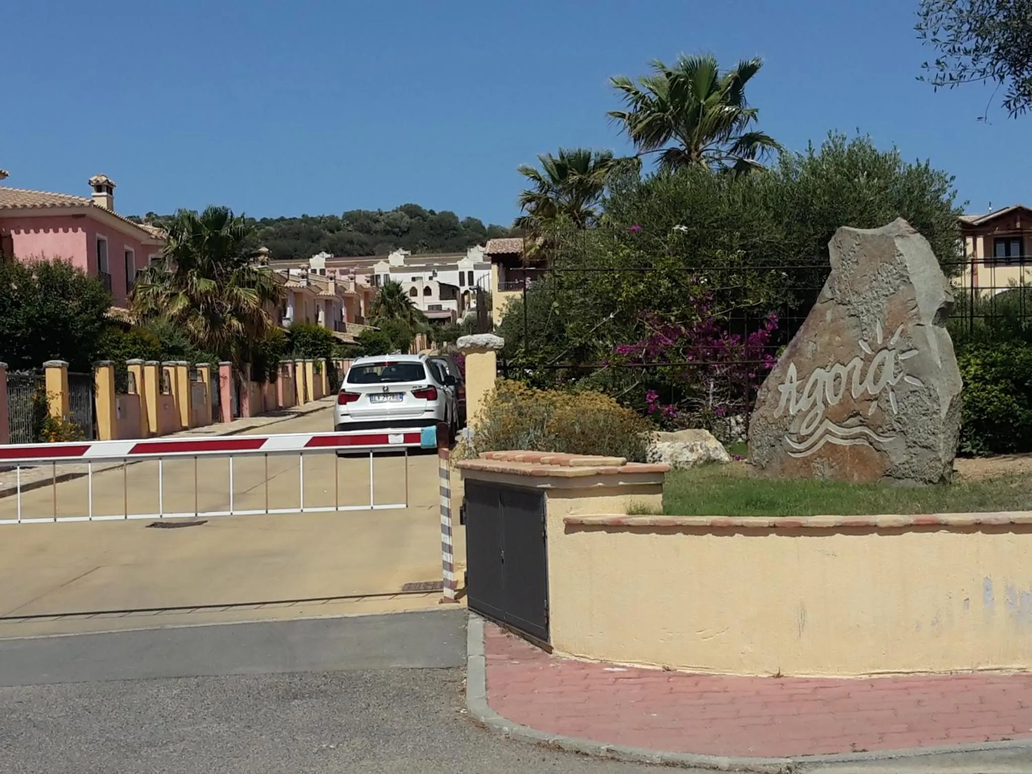 Neighbourhood in Acquachiara Rooms