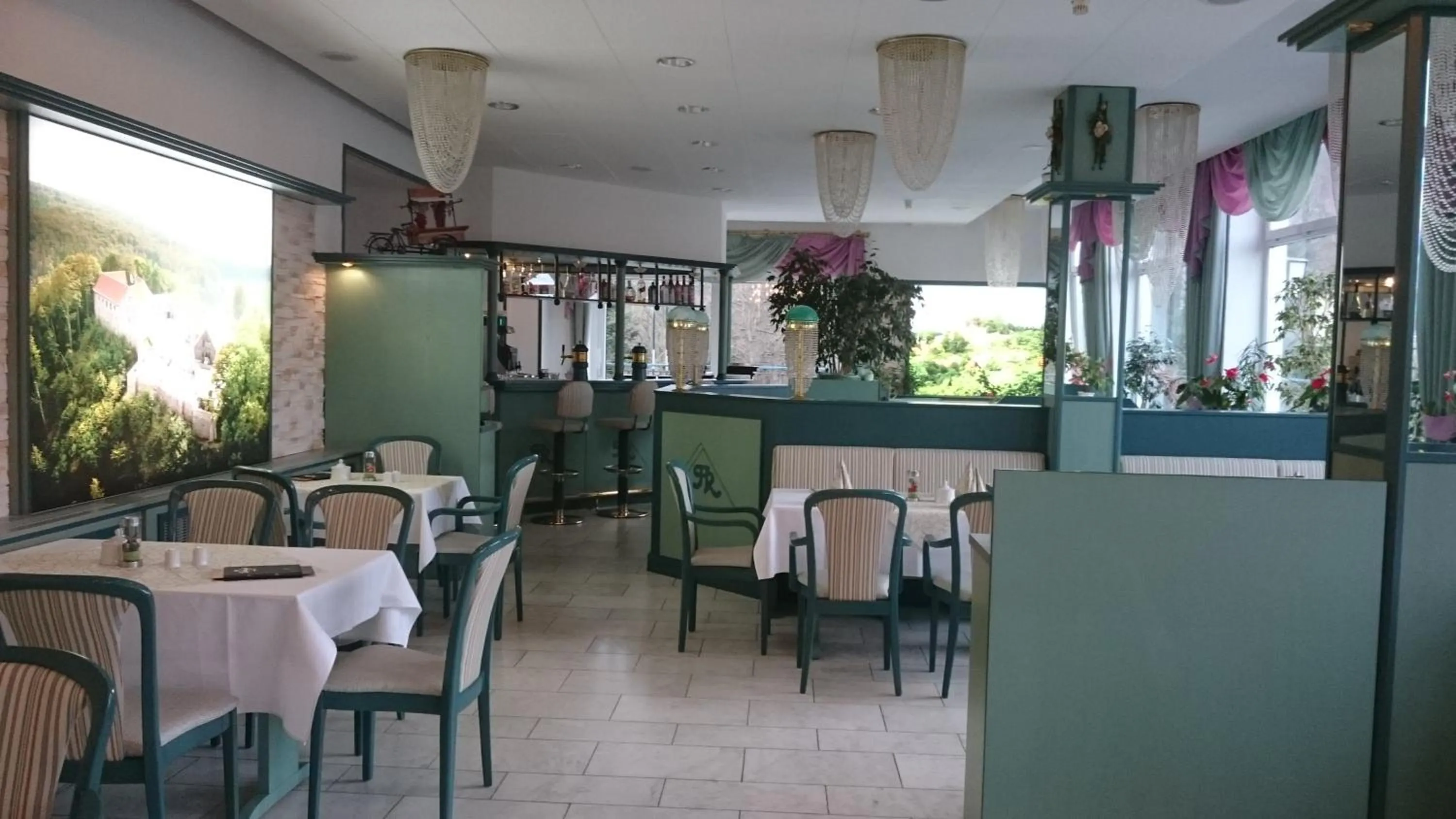 Restaurant/places to eat in Hotel Reifenstein