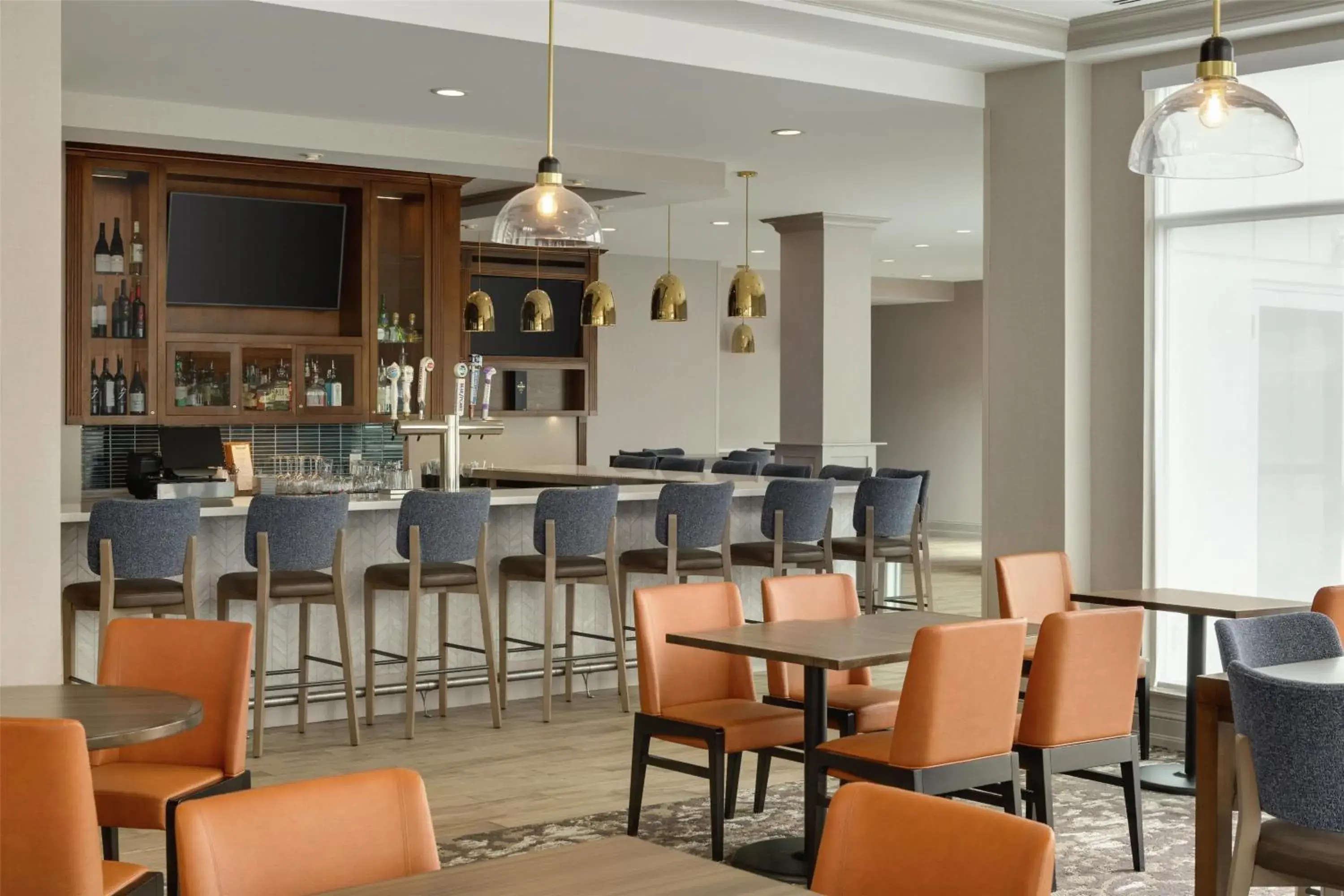 Restaurant/places to eat in Hilton Garden Inn Riverhead Restaurant/places to eat in Hilton Garden Inn Riverhead