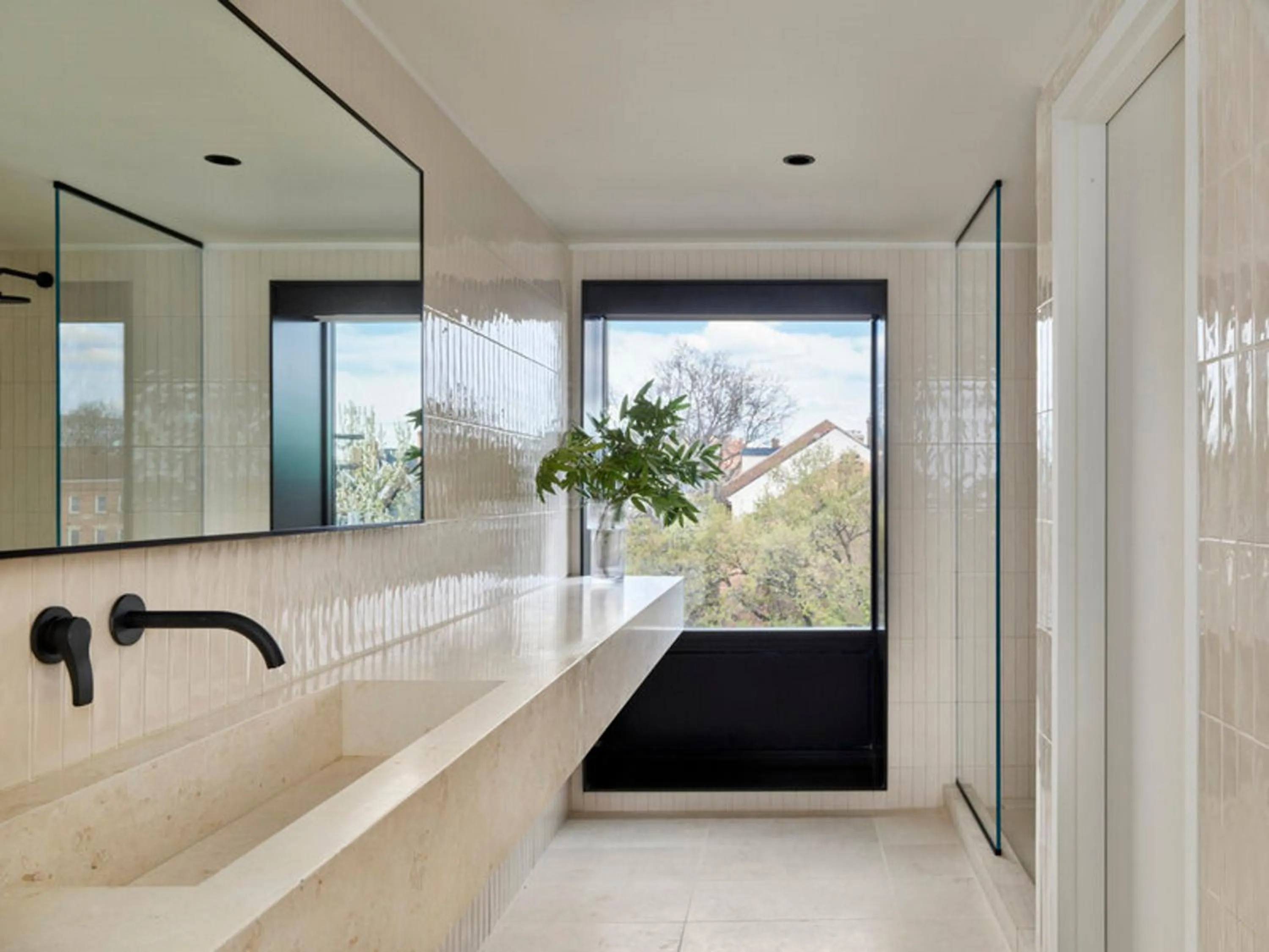 Bathroom in Hotel AKA Alexandria