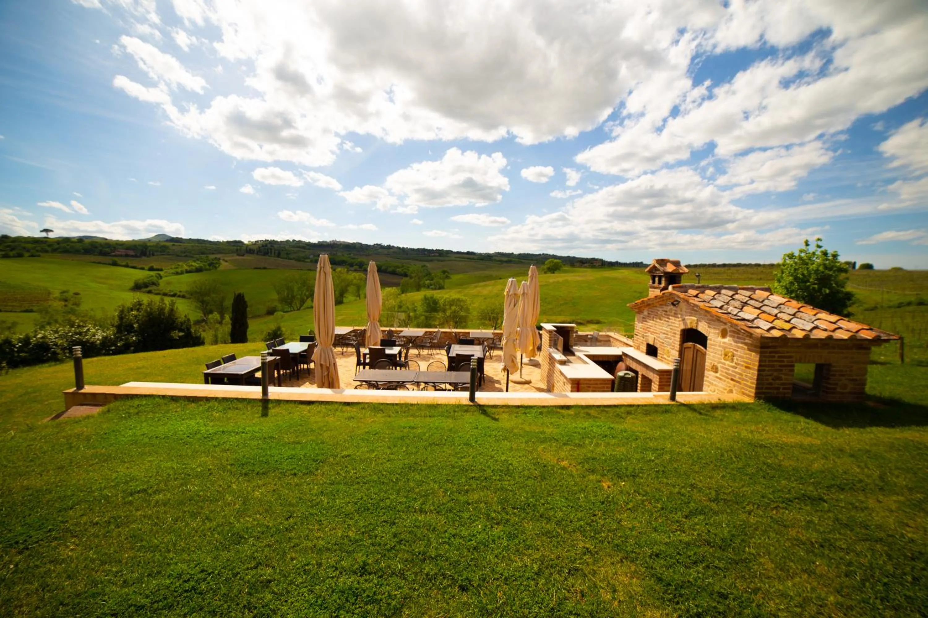 BBQ facilities in Terra Antica - Resort, Winery & SPA