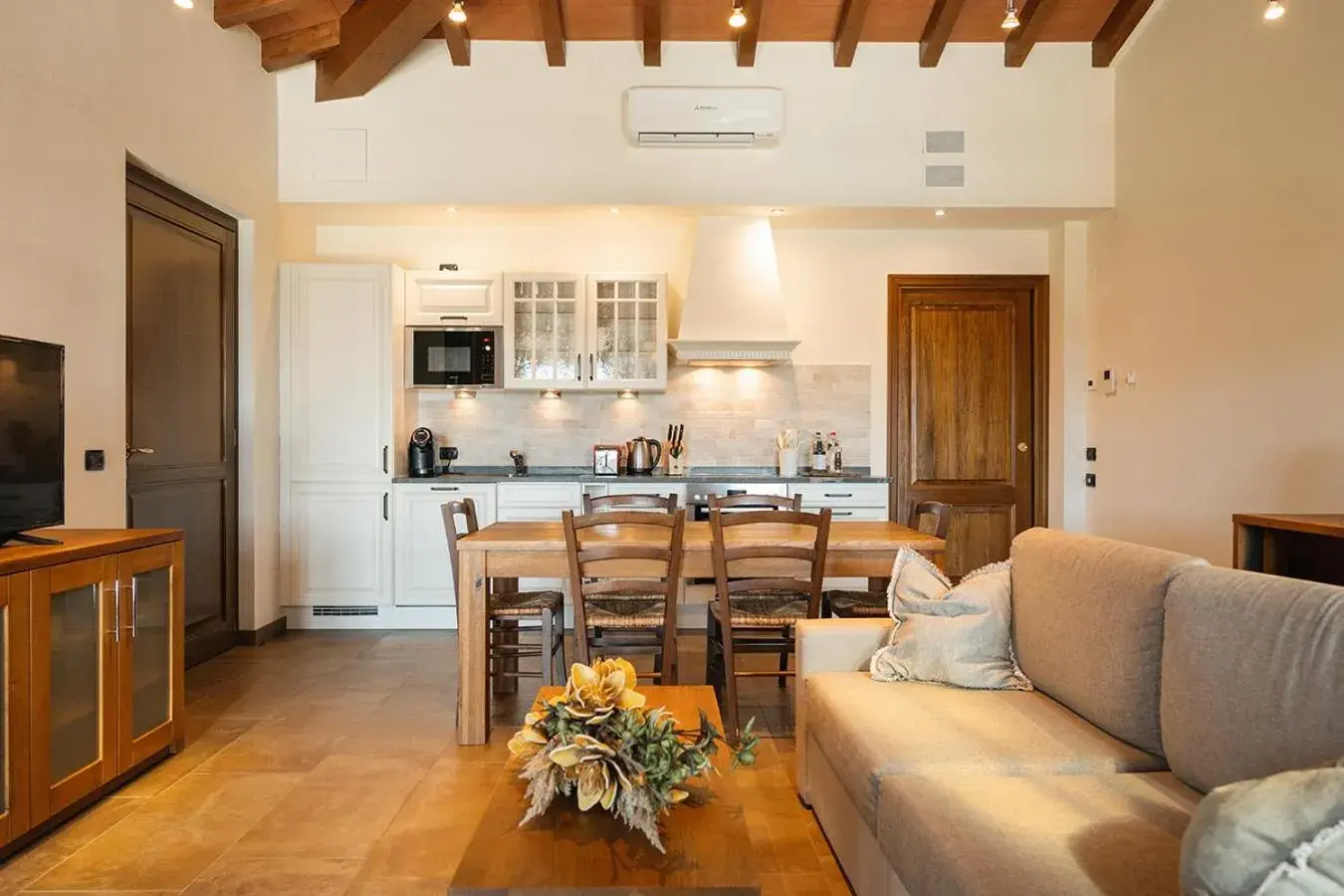 Suite with Swimming Pool View in Terra Antica - Resort, Winery & SPA Suite with Swimming Pool View in Terra Antica - Resort, Winery & SPA