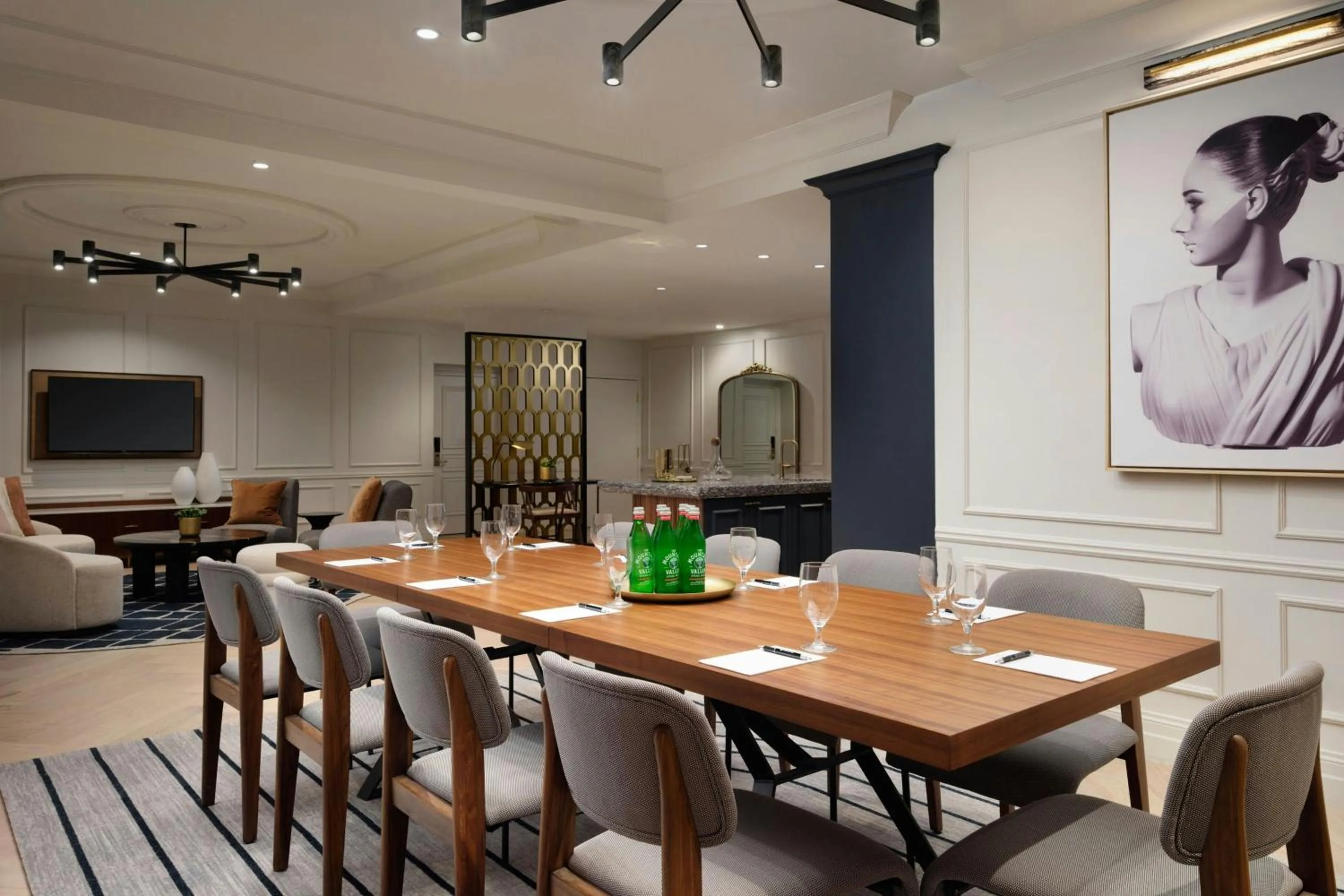 Meeting/conference room in The Union Station Nashville Yards, Autograph Collection