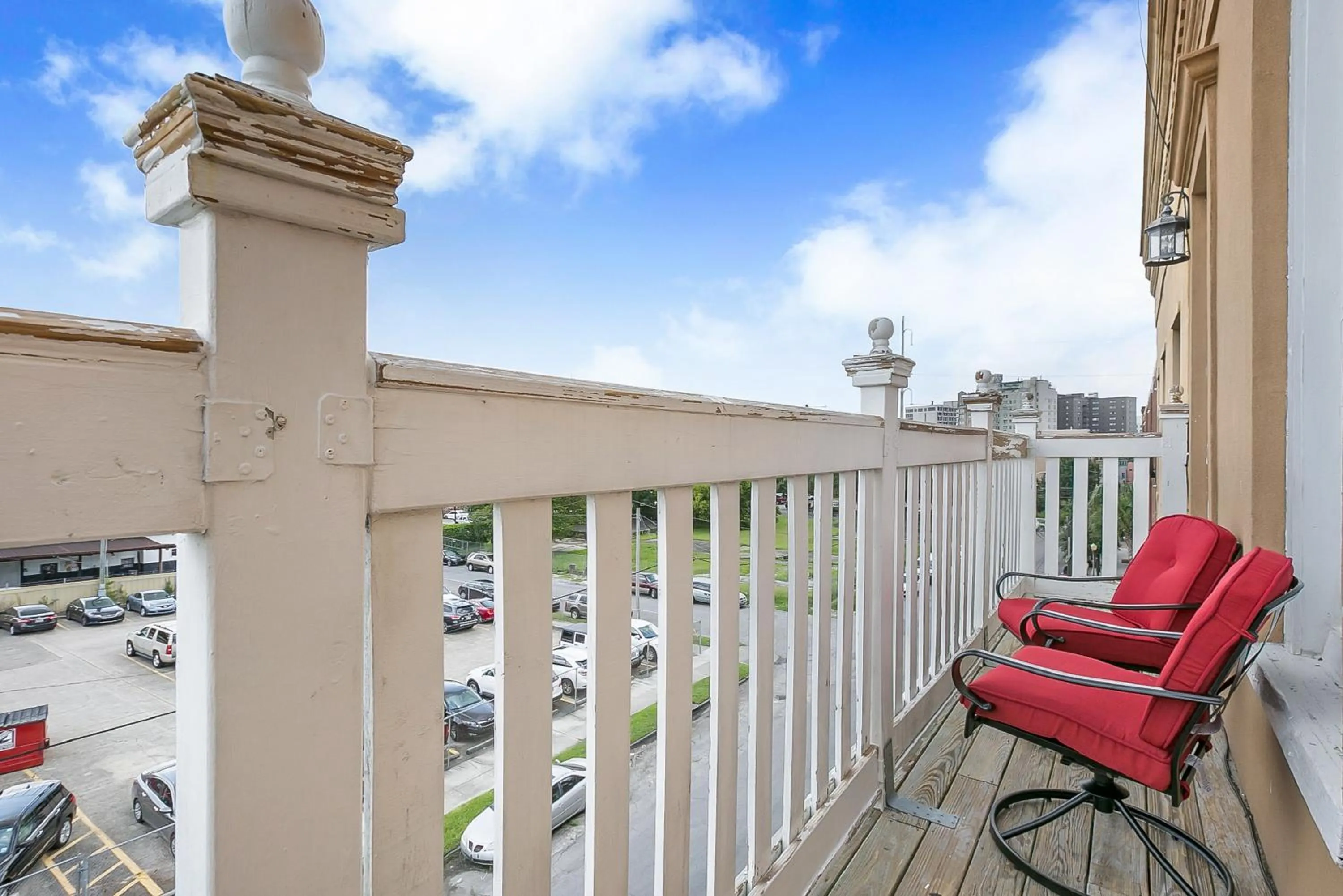 Balcony/Terrace in Stylish 4BR condo in Downtown by Hosteeva