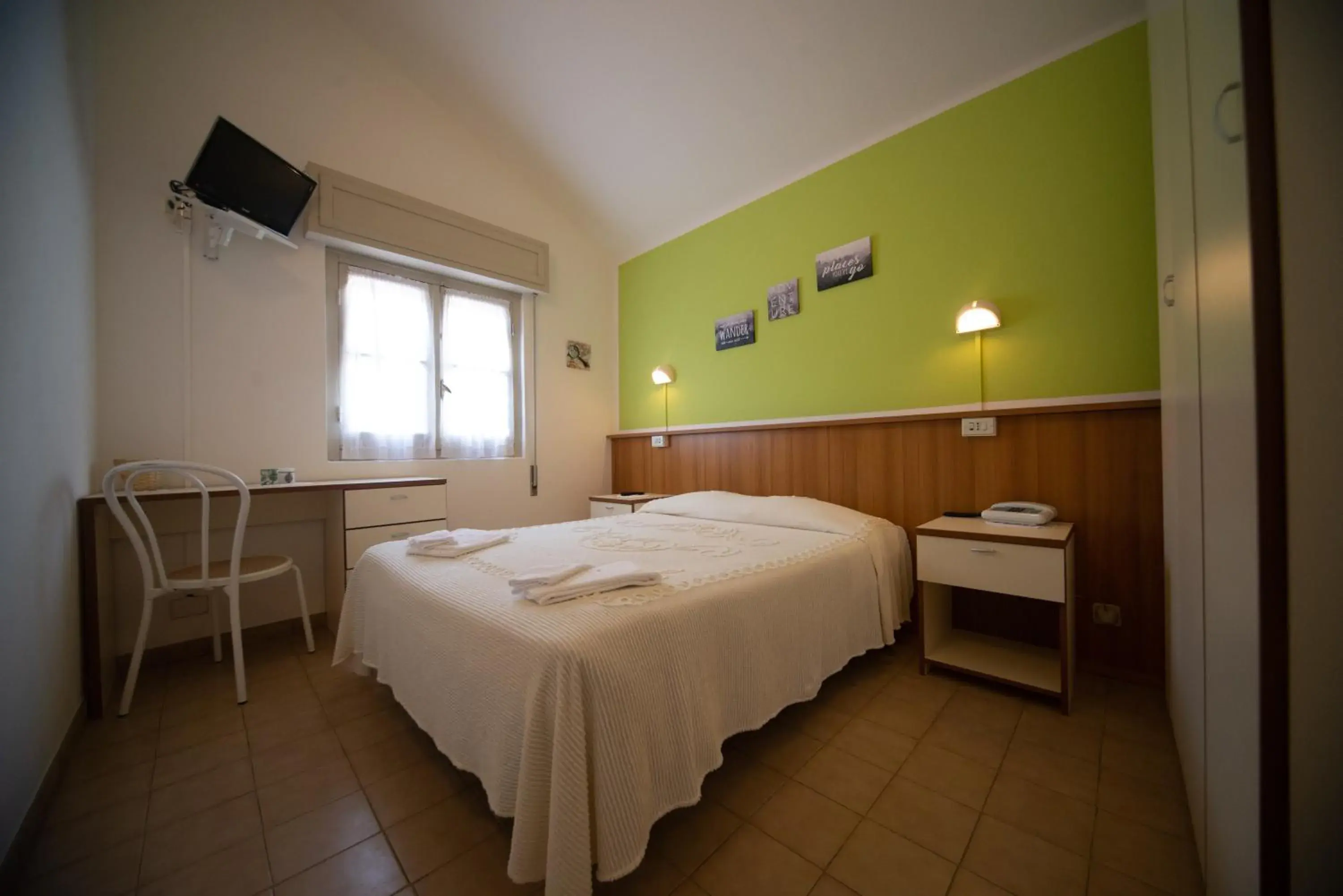Double Room with Mountain View - single occupancy in Miramonti Double Room with Mountain View - single occupancy in Miramonti