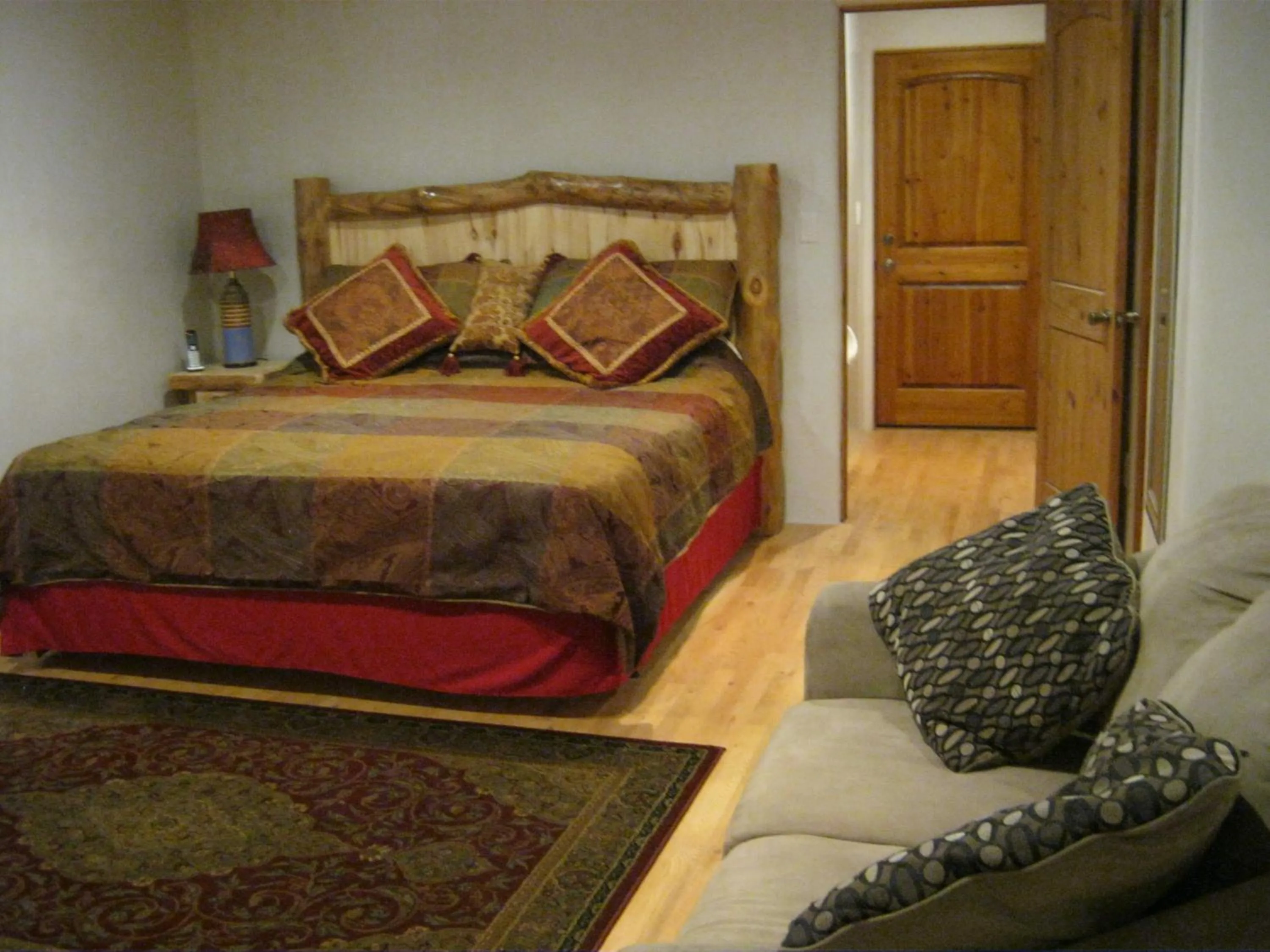 Photo of the whole room, Bed in Shady Brook Inn Village/Resort