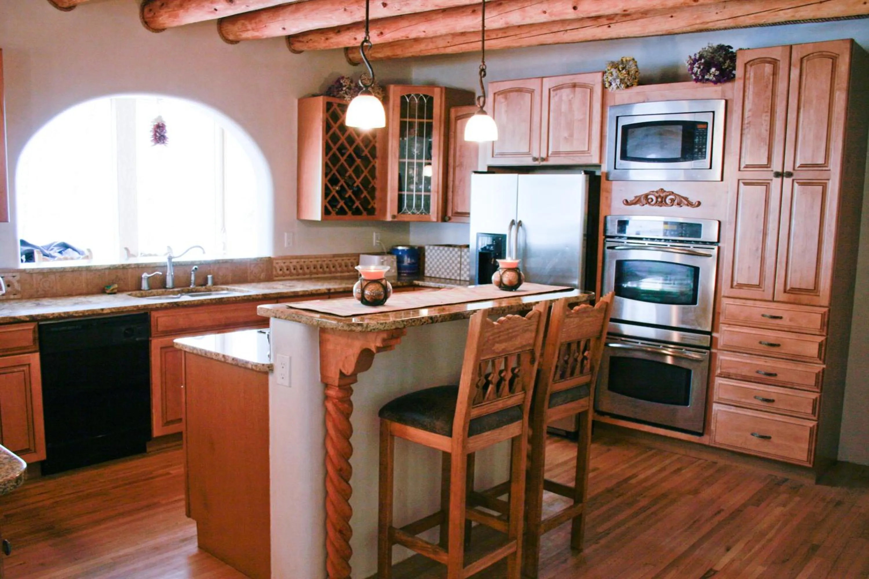 Kitchen or kitchenette in Shady Brook Inn Village/Resort