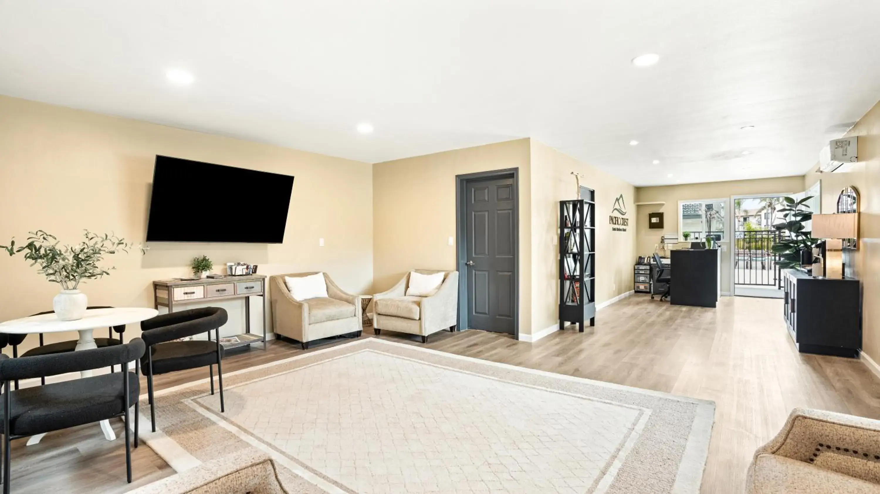 Lobby or reception in Pacific Crest Hotel Santa Barbara Lobby or reception in Pacific Crest Hotel Santa Barbara