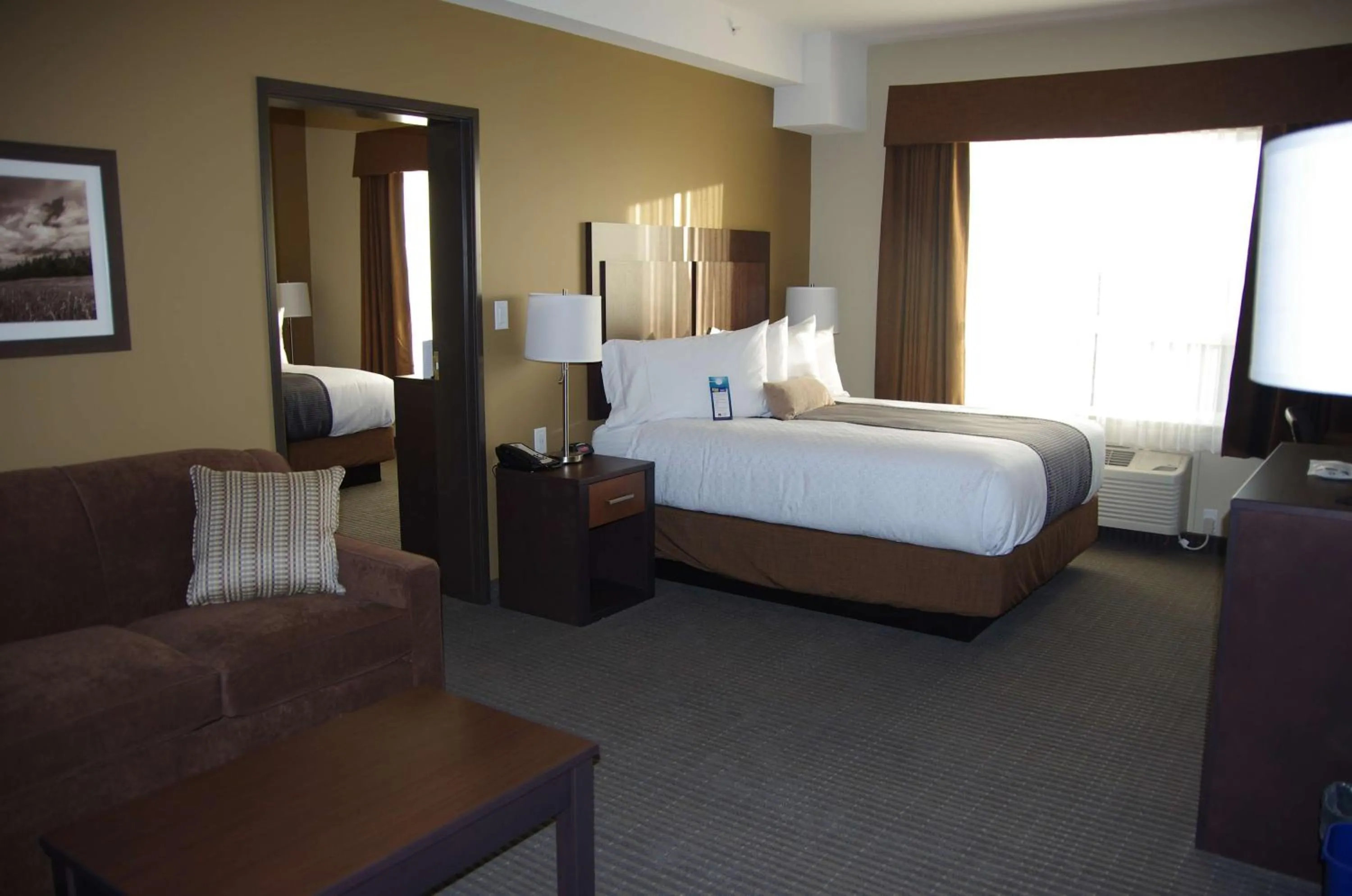 Bedroom, Bed in Best Western Plus Lacombe Inn and Suites