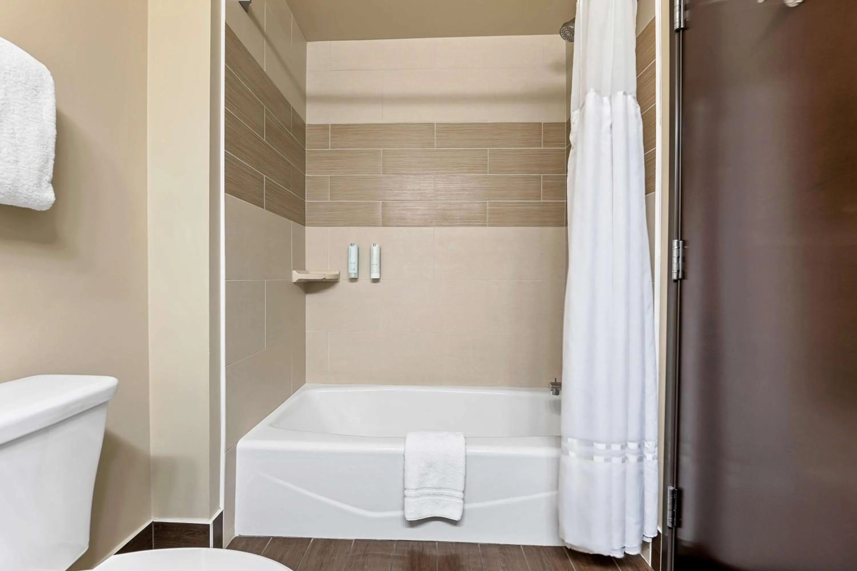 Bathroom in Best Western Plus Lacombe Inn and Suites