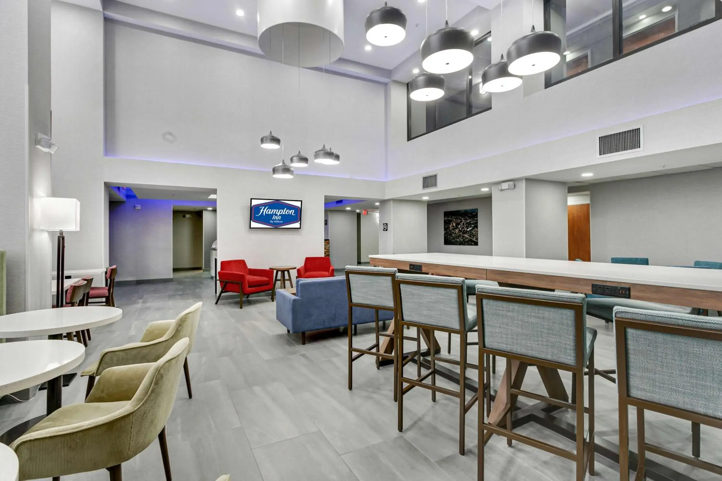 Lobby or reception in Hampton Inn Houston-Pearland, TX Lobby or reception in Hampton Inn Houston-Pearland, TX