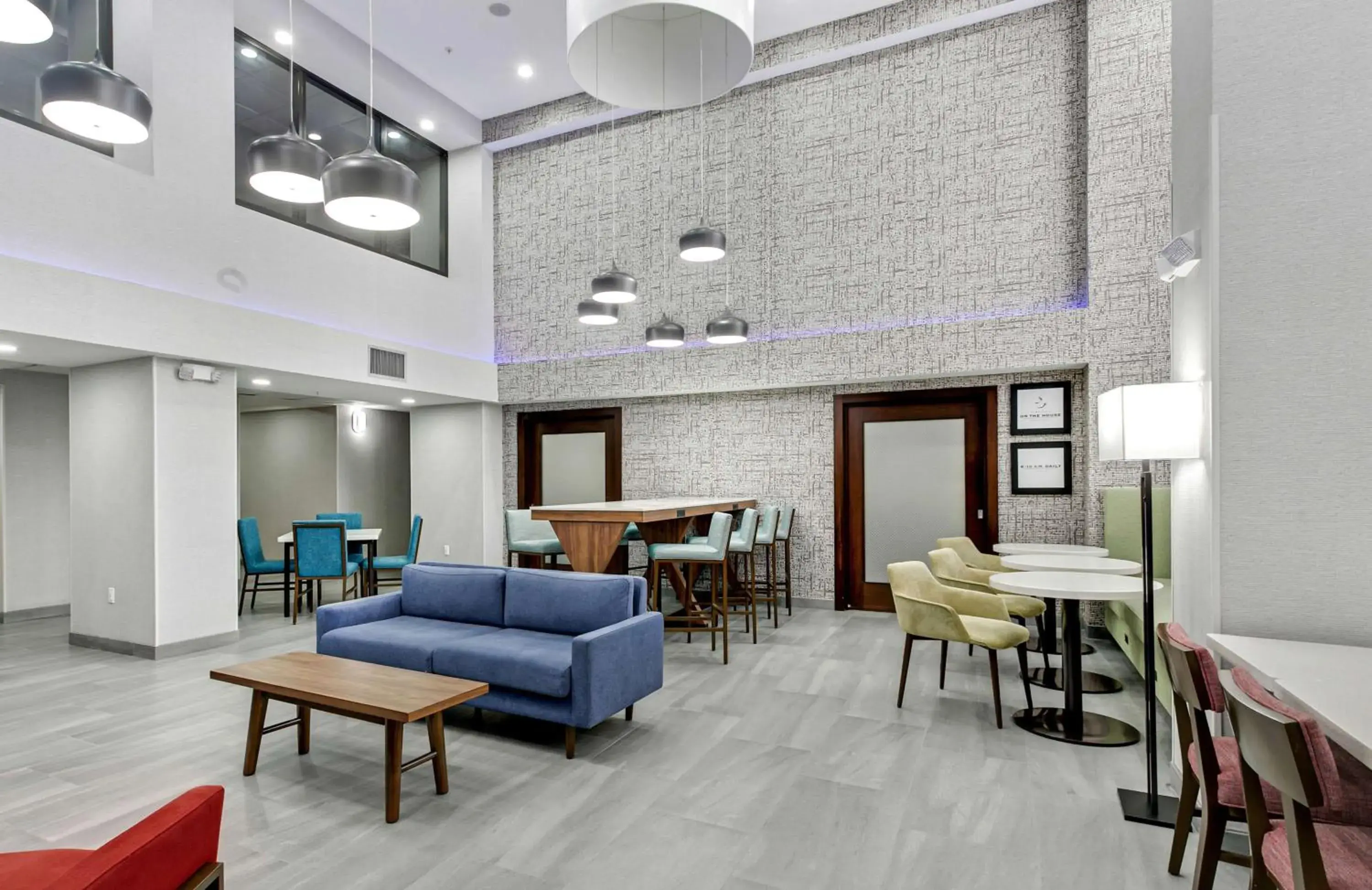 Lobby or reception in Hampton Inn Houston-Pearland, TX Lobby or reception in Hampton Inn Houston-Pearland, TX
