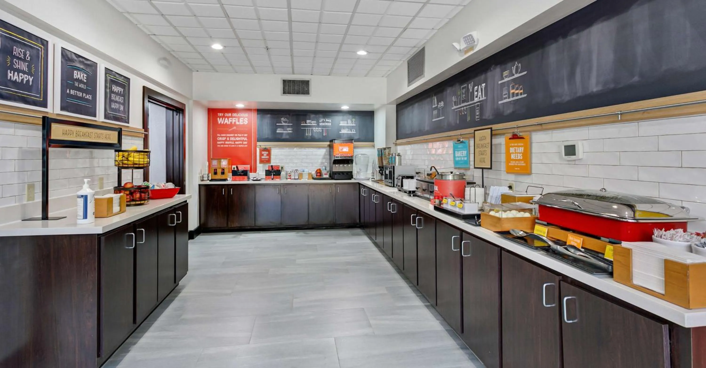 Breakfast in Hampton Inn Houston-Pearland, TX