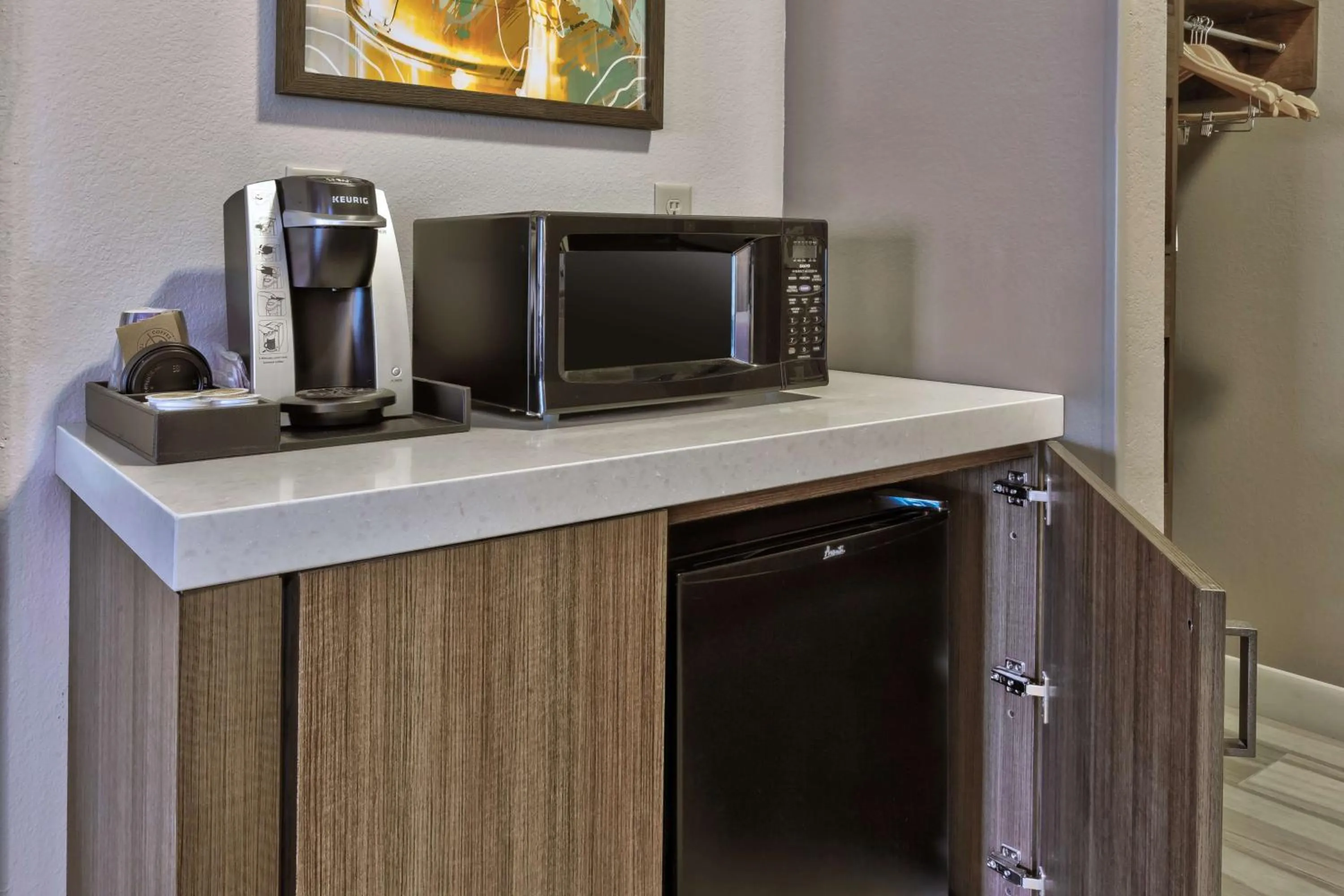 Photo of the whole room in Hilton Garden Inn Minneapolis Maple Grove