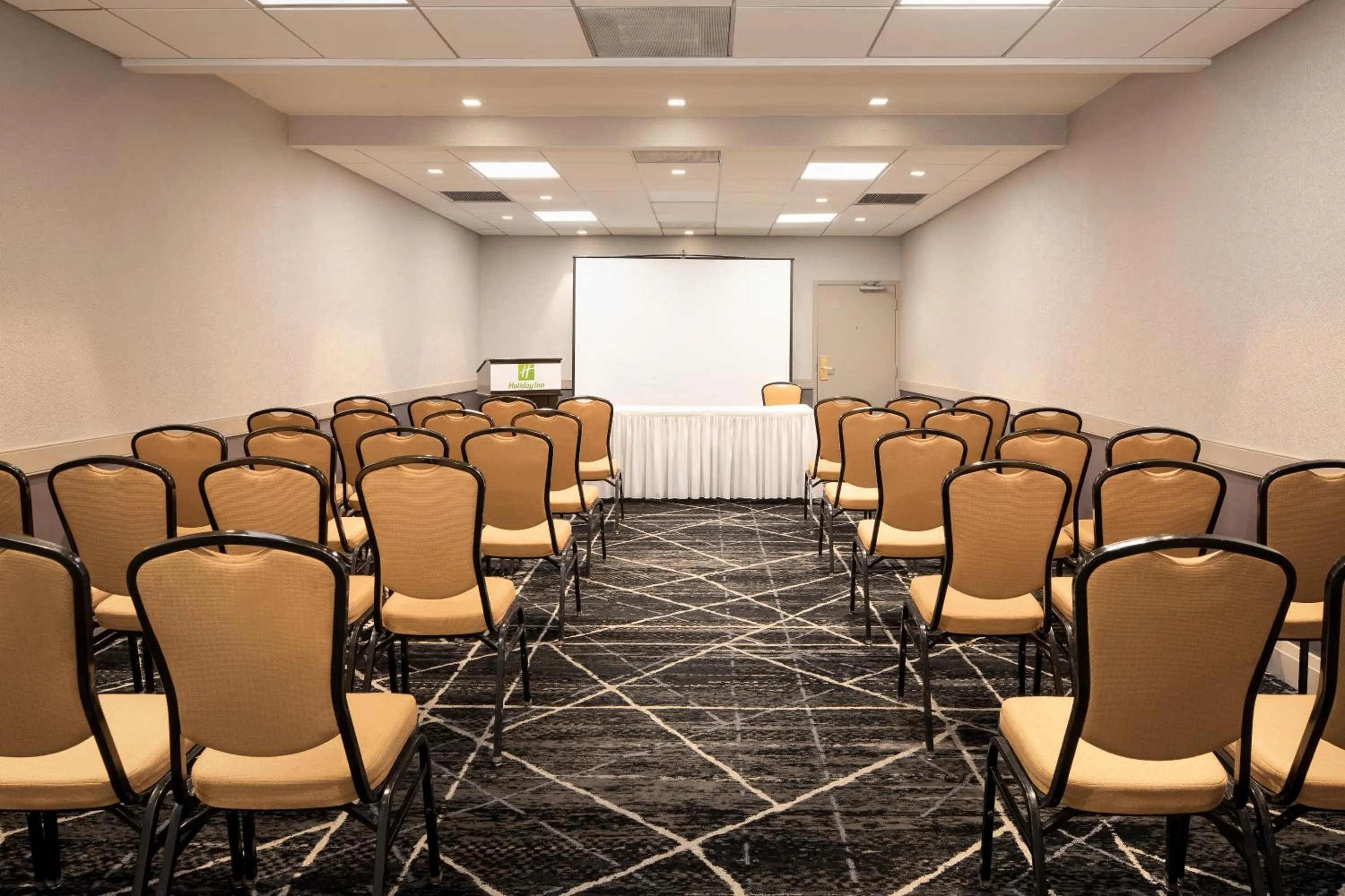 Meeting/conference room in Holiday Inn Washington-College Pk I-95