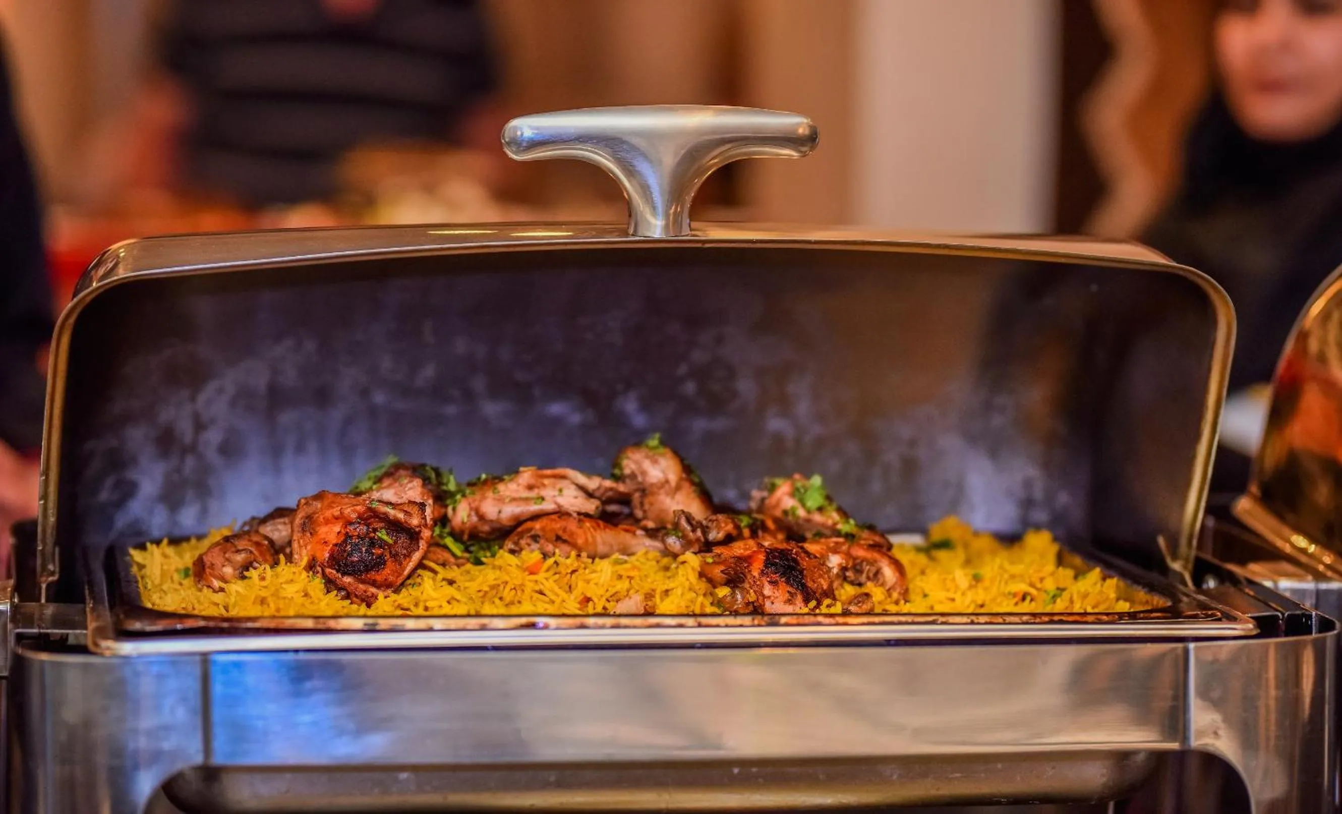 Restaurant/places to eat in La Maison Hotel